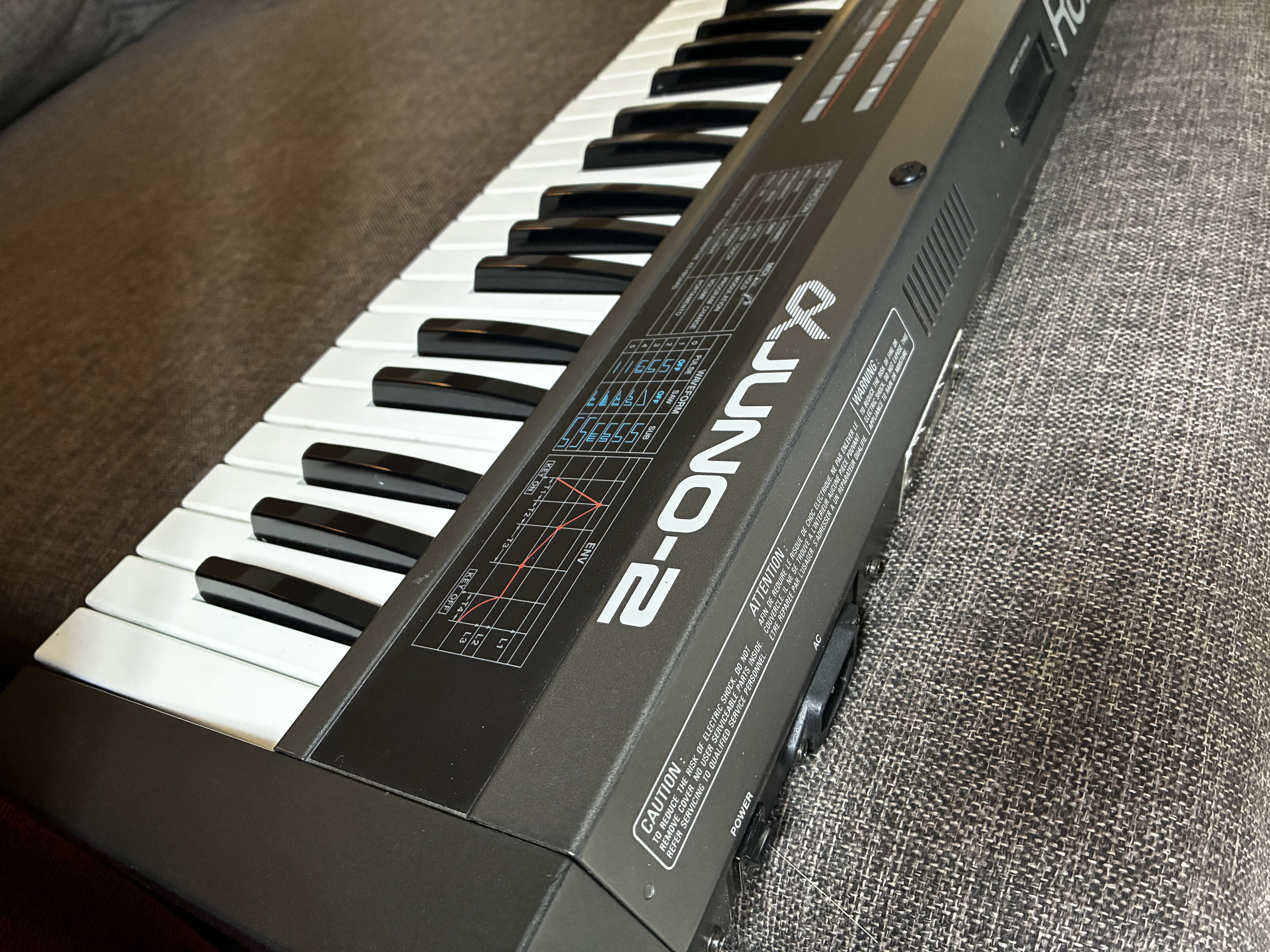 Roland JUNO-2 (43566)