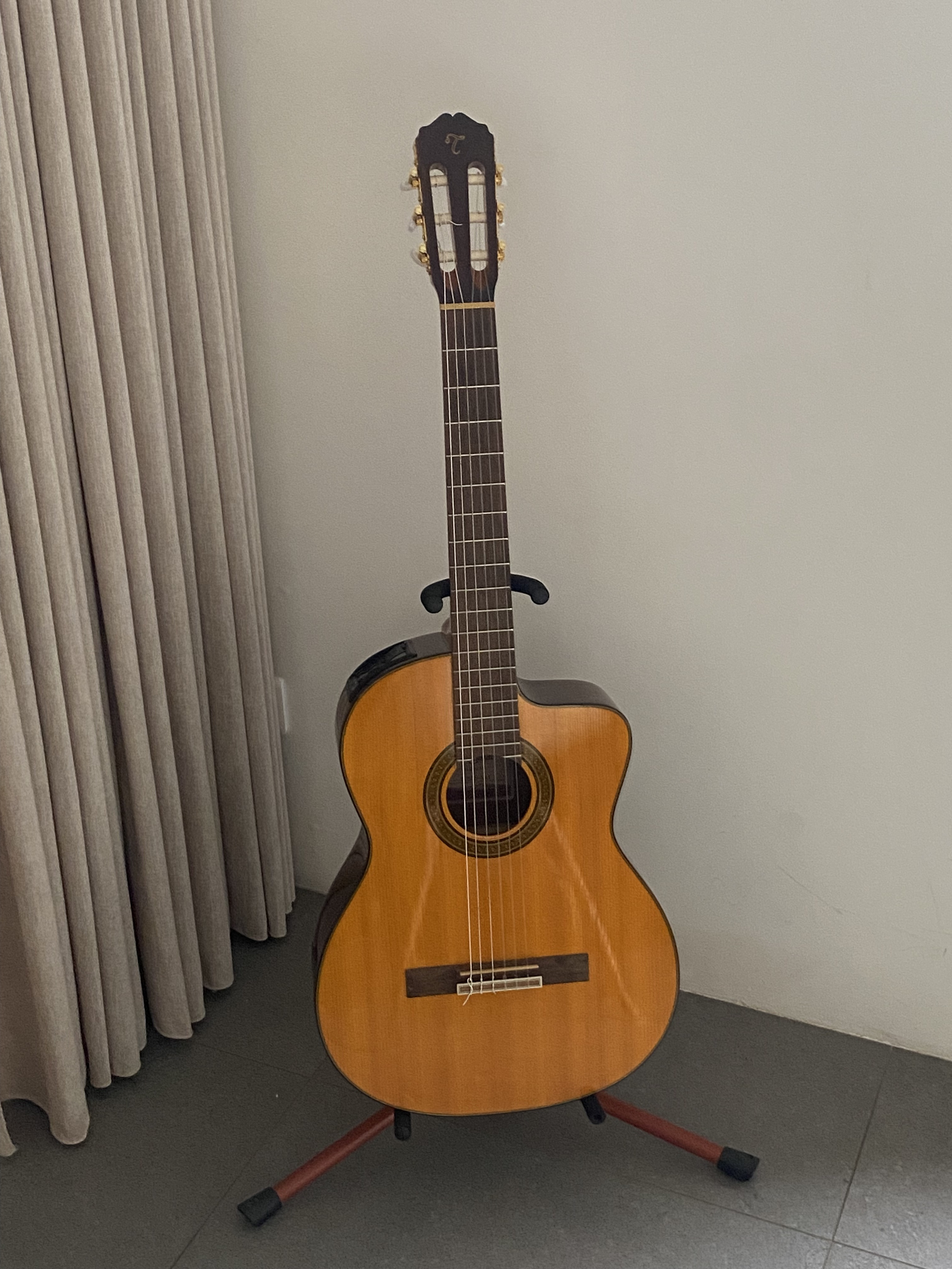 Guitare TAKAMINE série G très bon état + Hardcase