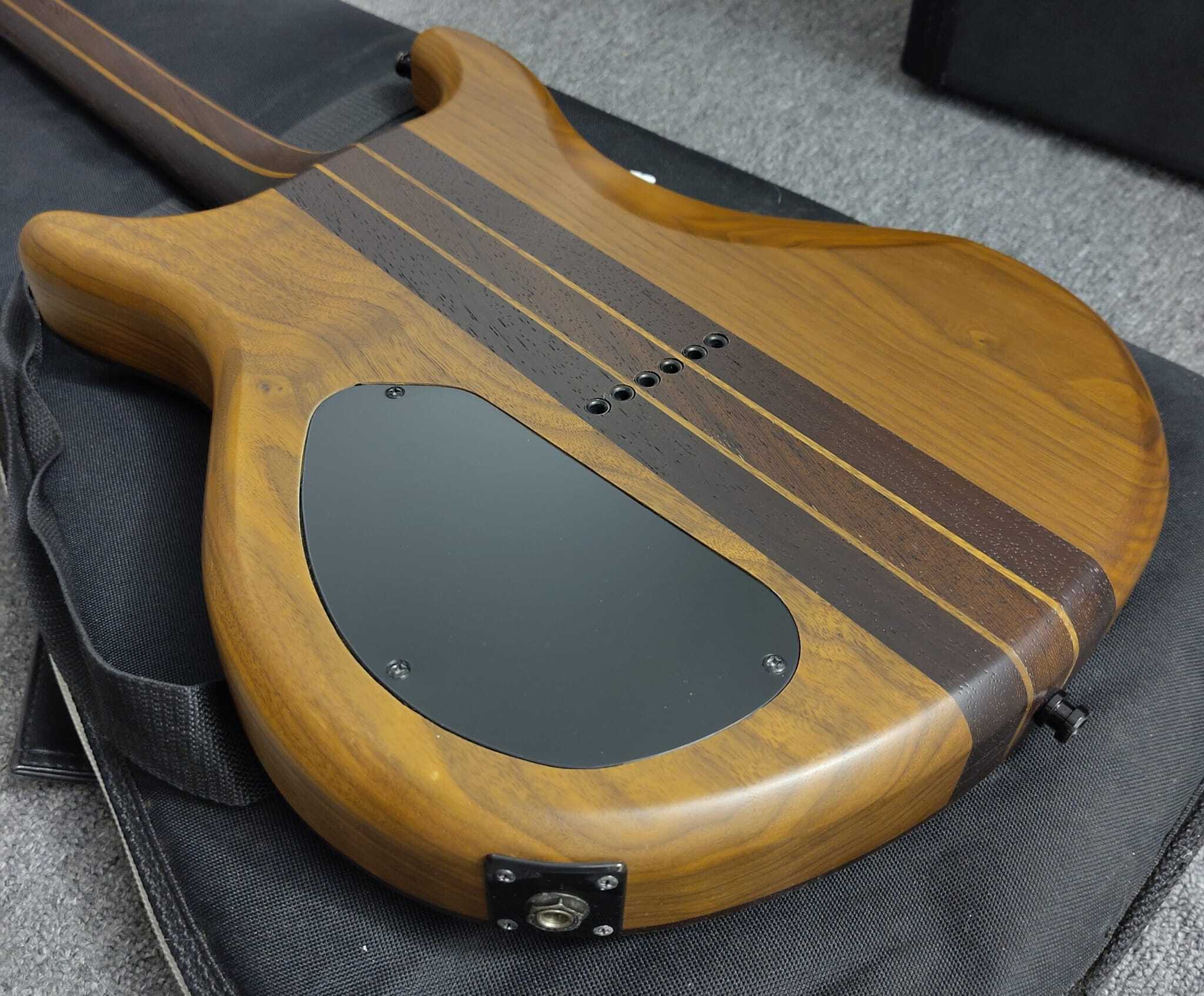 Jericho Guitars Edge 6 (54344)