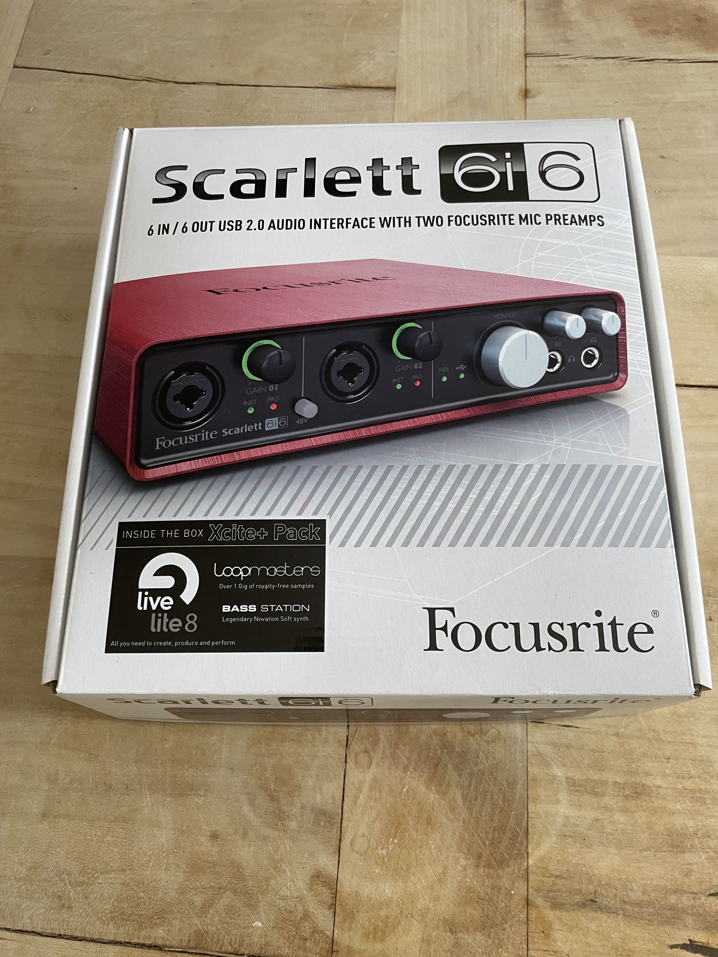 Carte son Focusrite Scarlett 6i6 USB