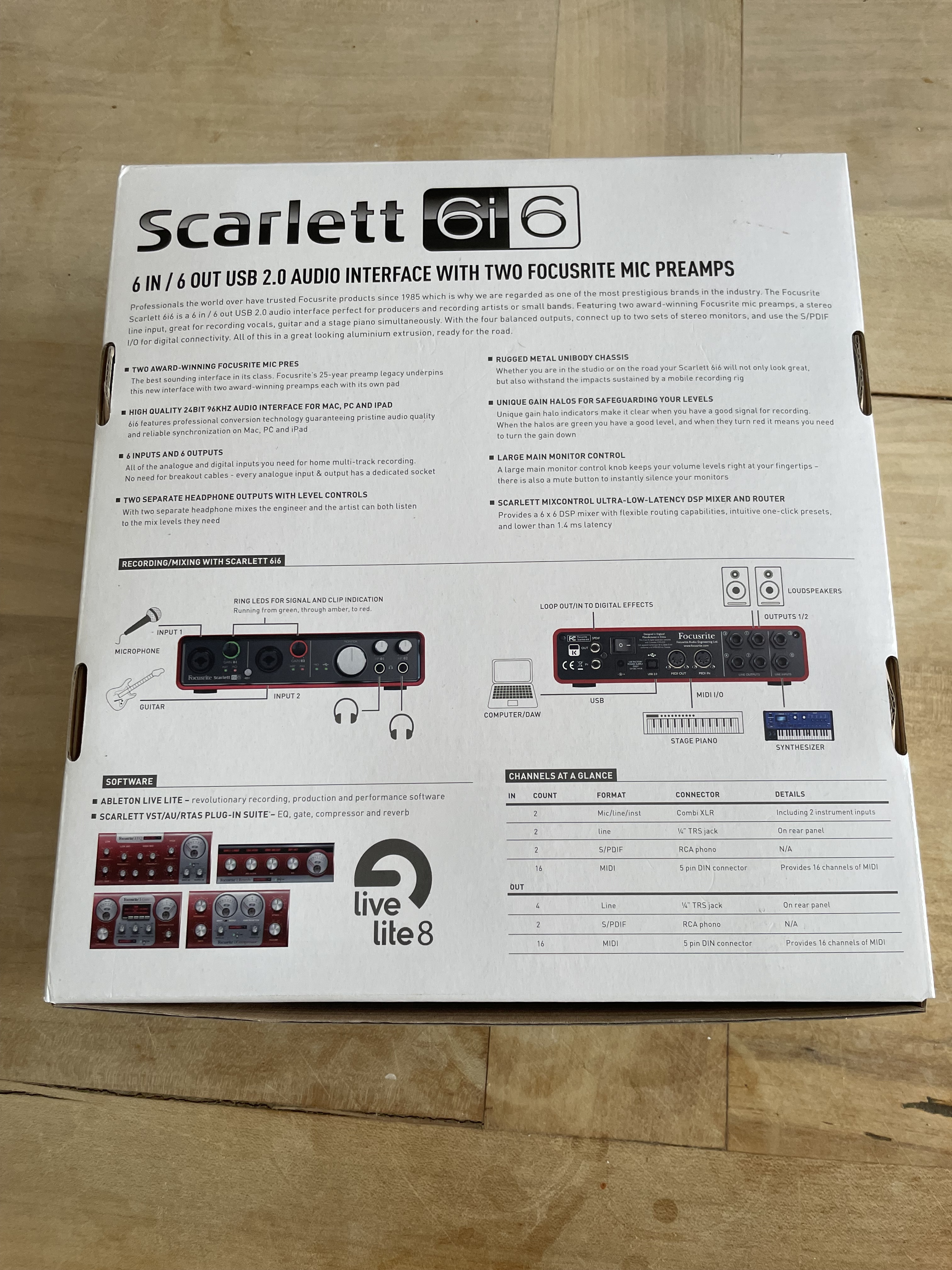 Focusrite Scarlett 6i6 (25381)