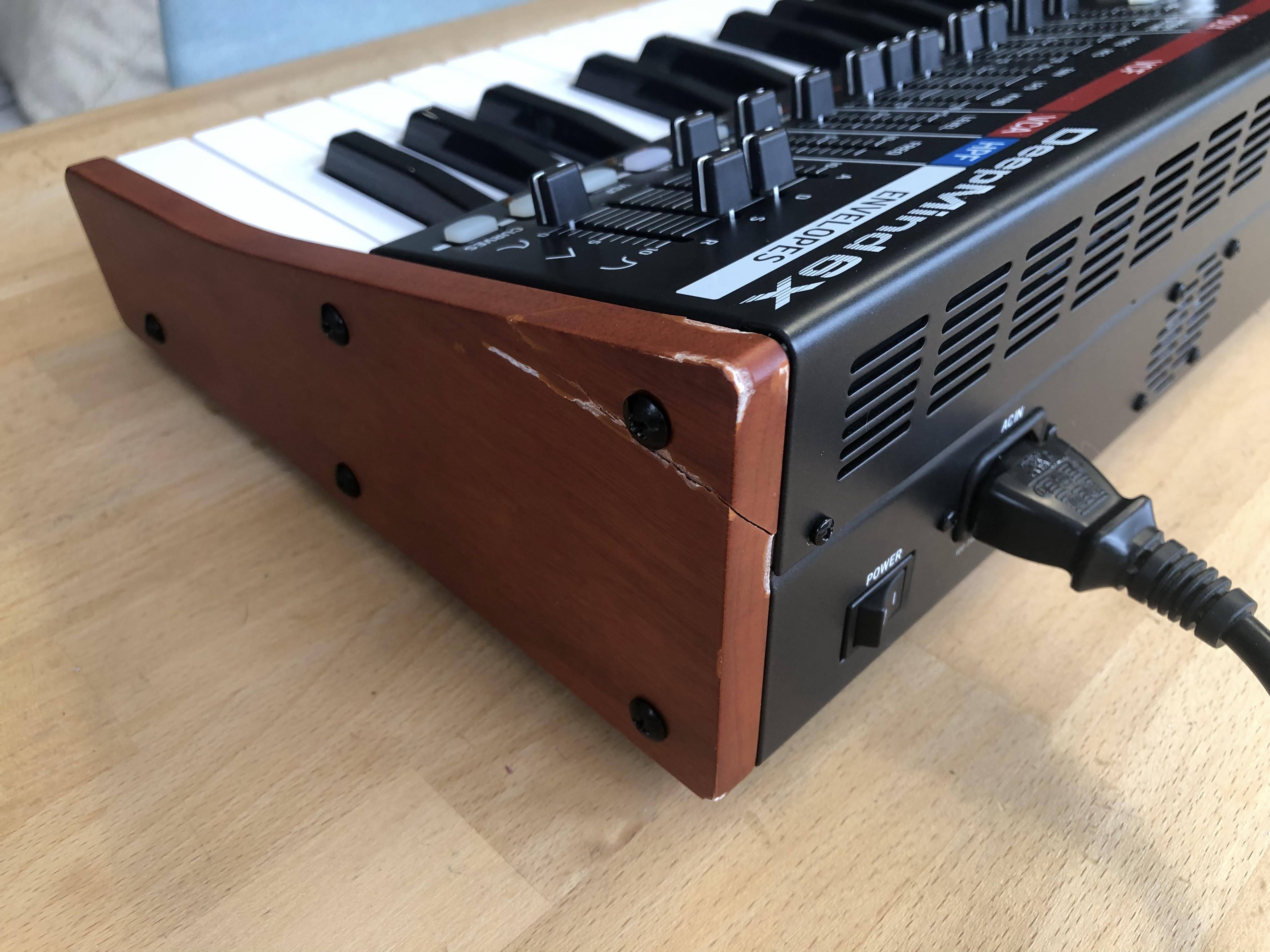 Behringer Deepmind 6X (89500)