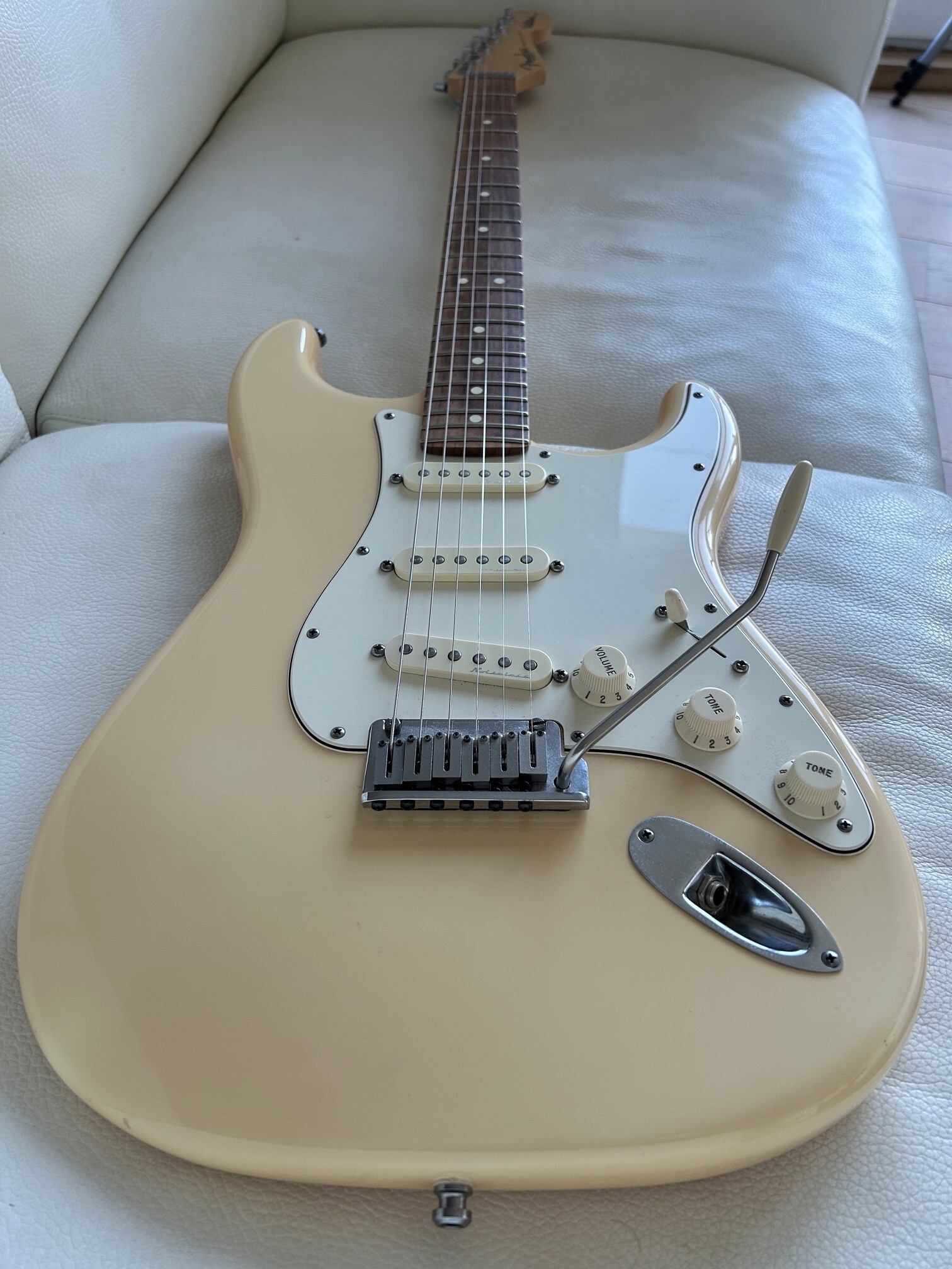Vends Stratocaster Jeff Beck Signature 