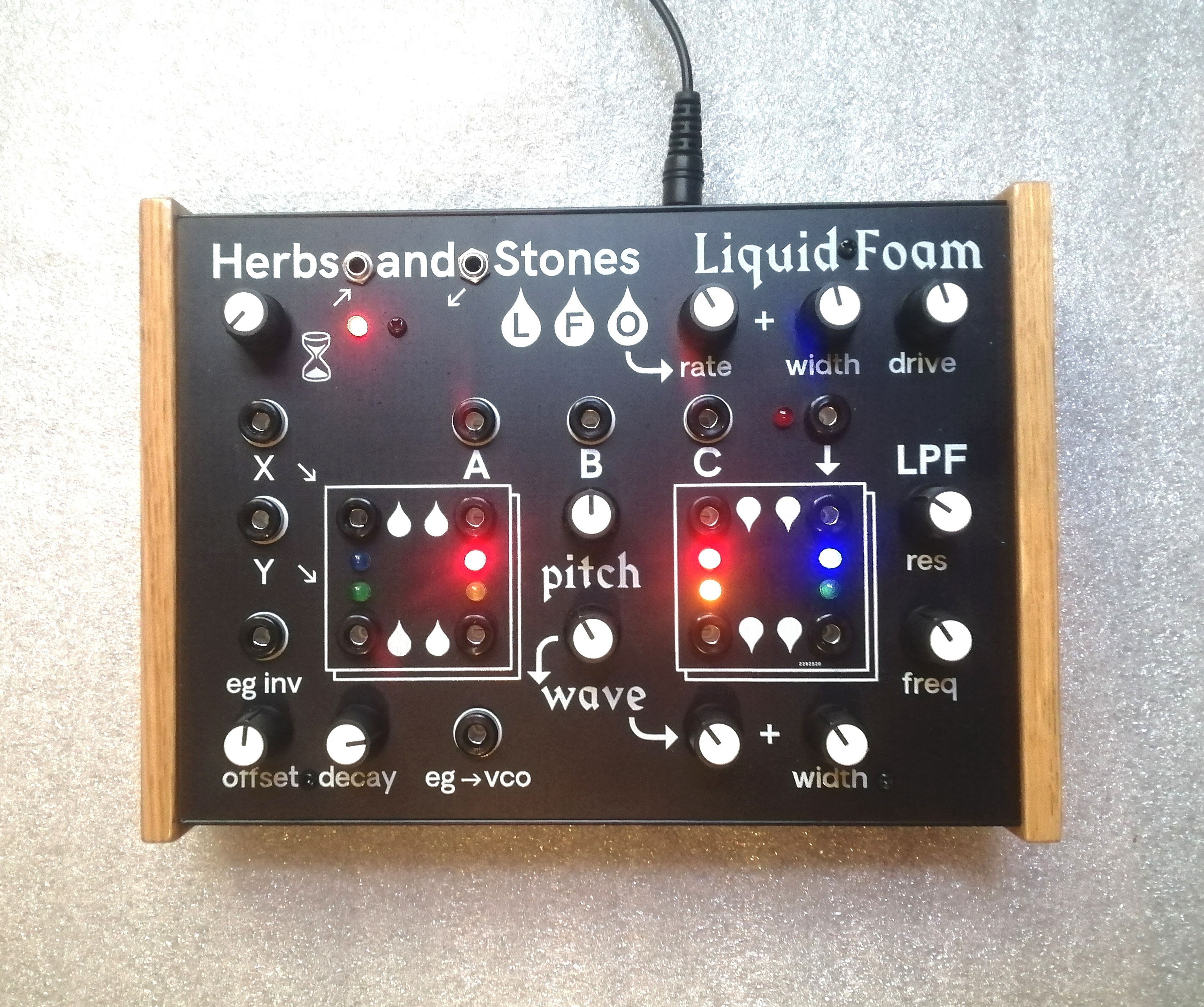 Herbs and Stones Liquid Foam (83073)