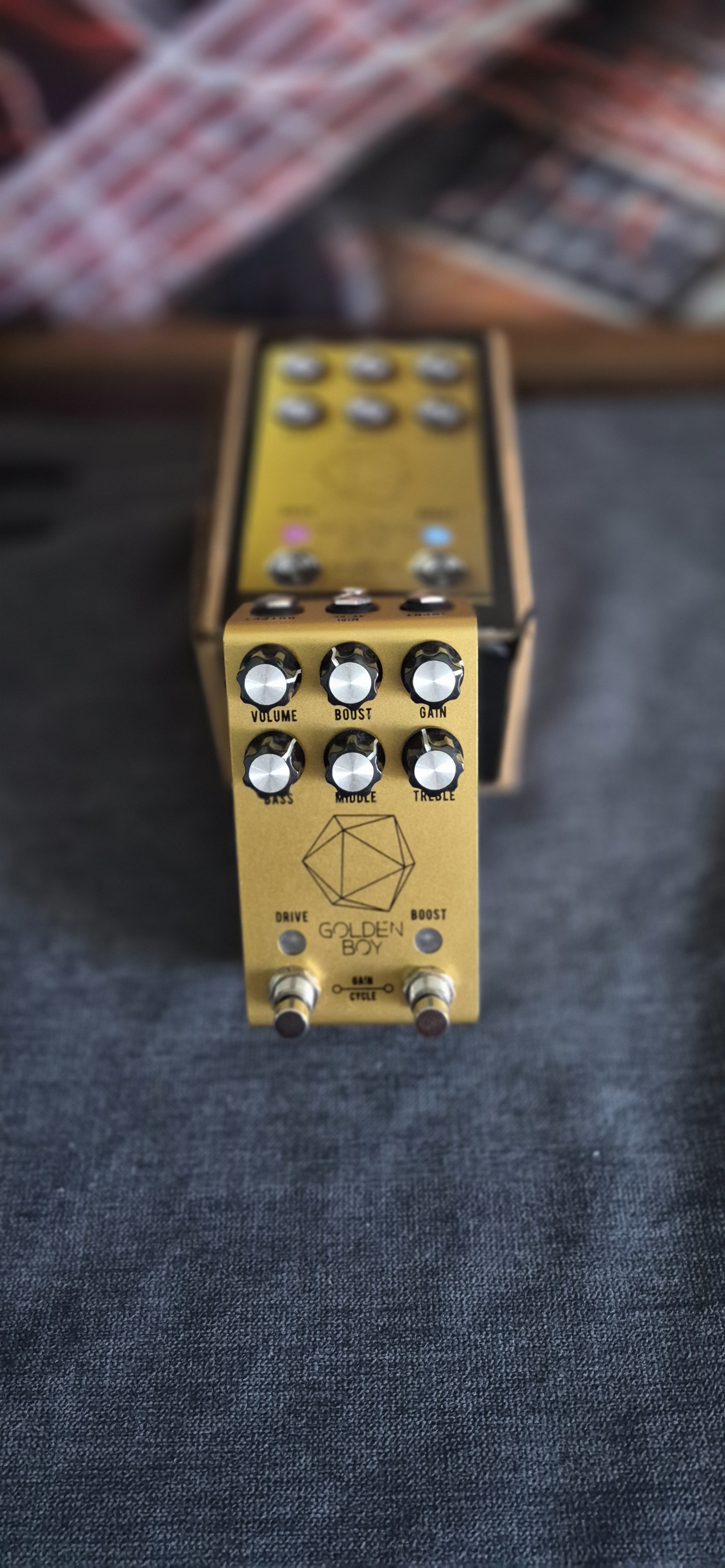 Vends pédale d'overdrive et boost JACKSON AUDIO GOLDEN BOY