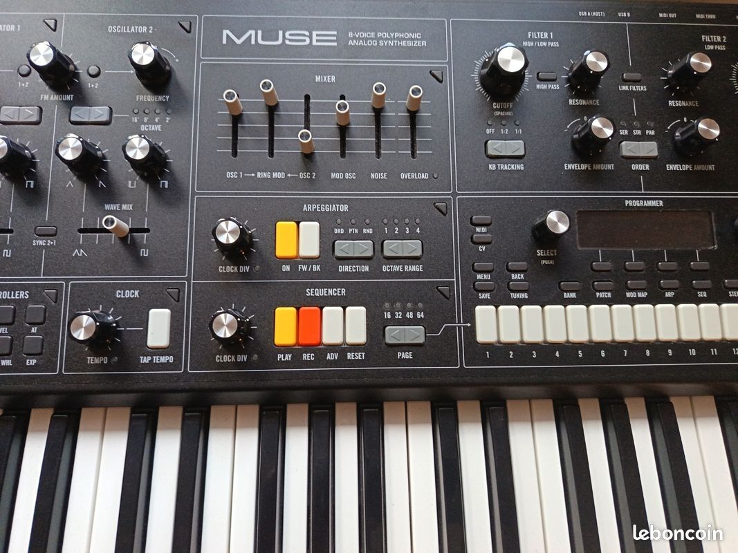 Moog muse comme neuf. 