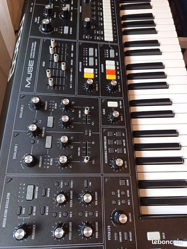 moog muse