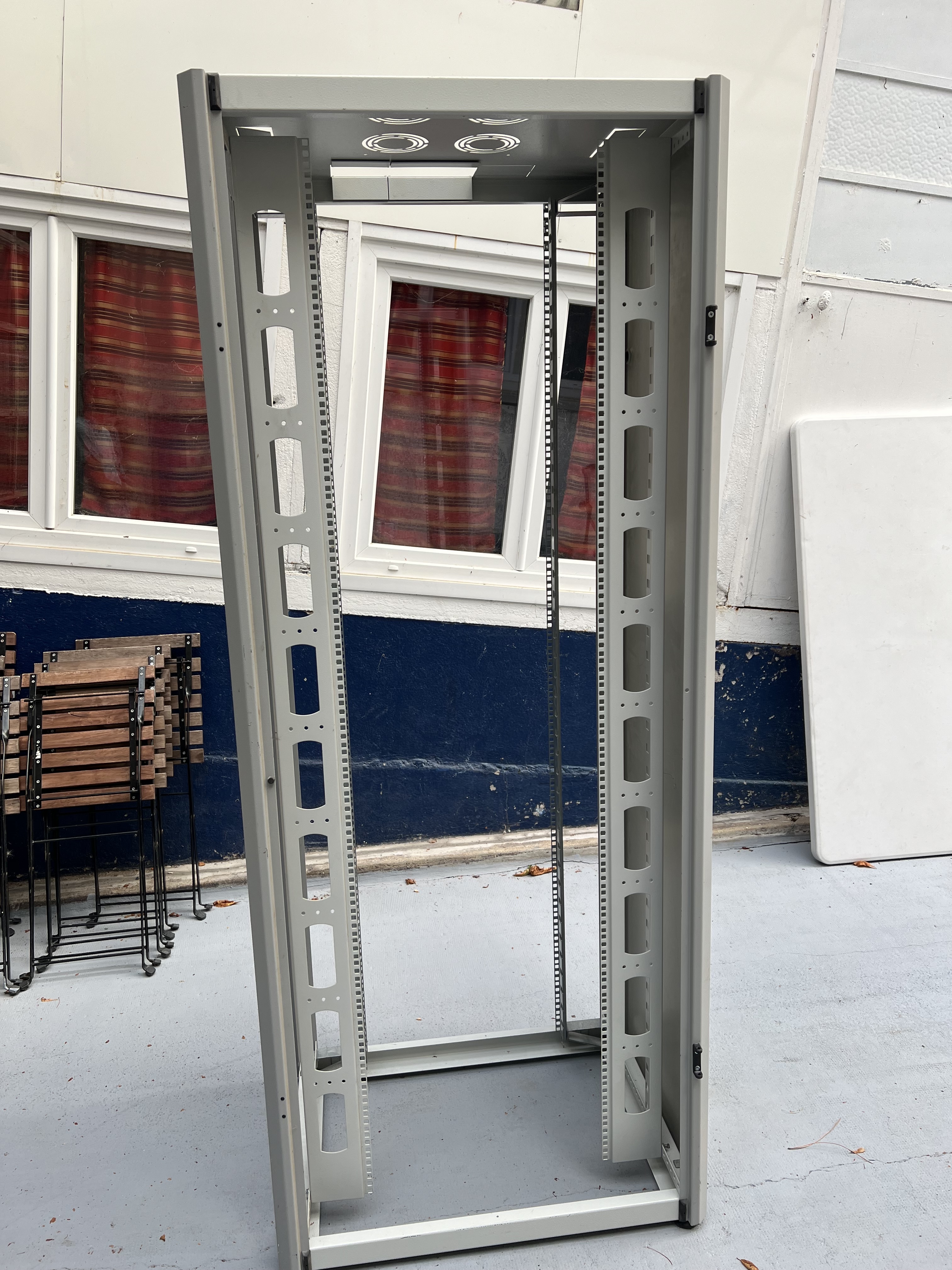 Vends baie informatique