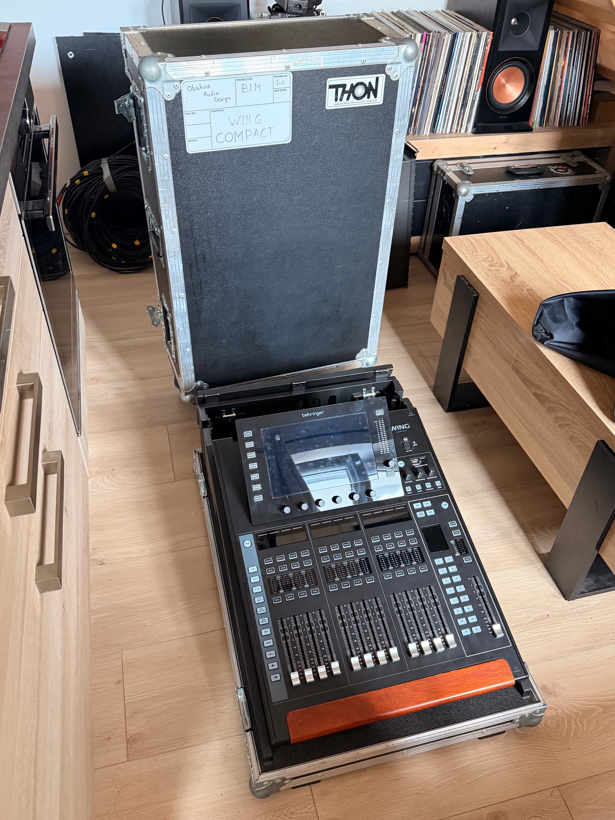 Behringer Wing Compact Set-up complet