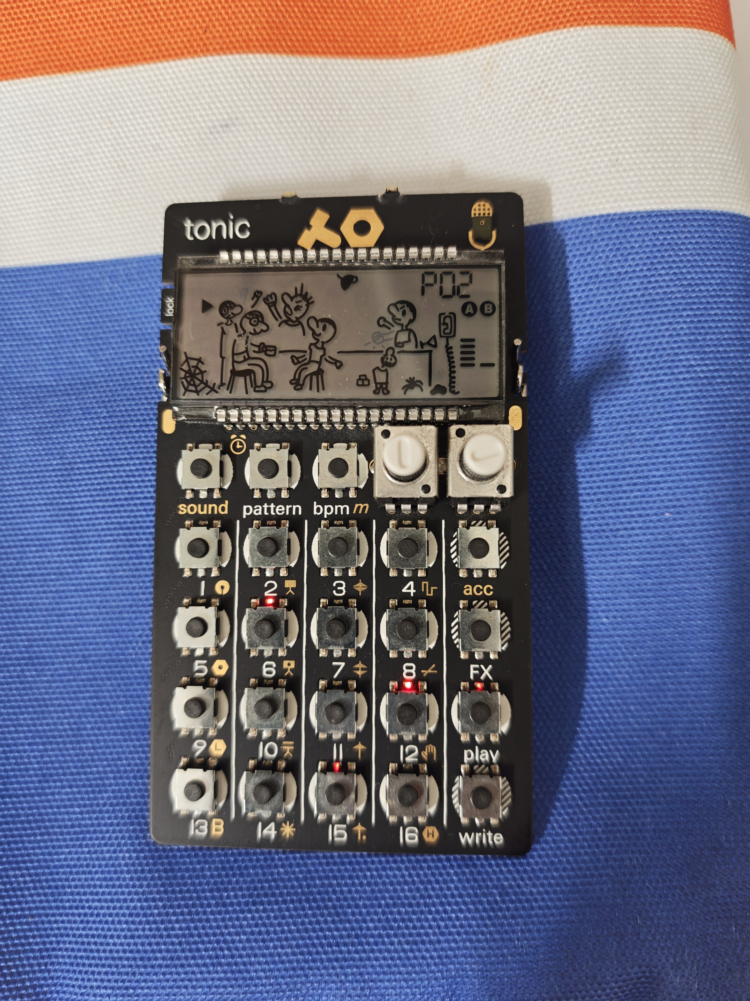 Vends Teenage Engeering PO-32