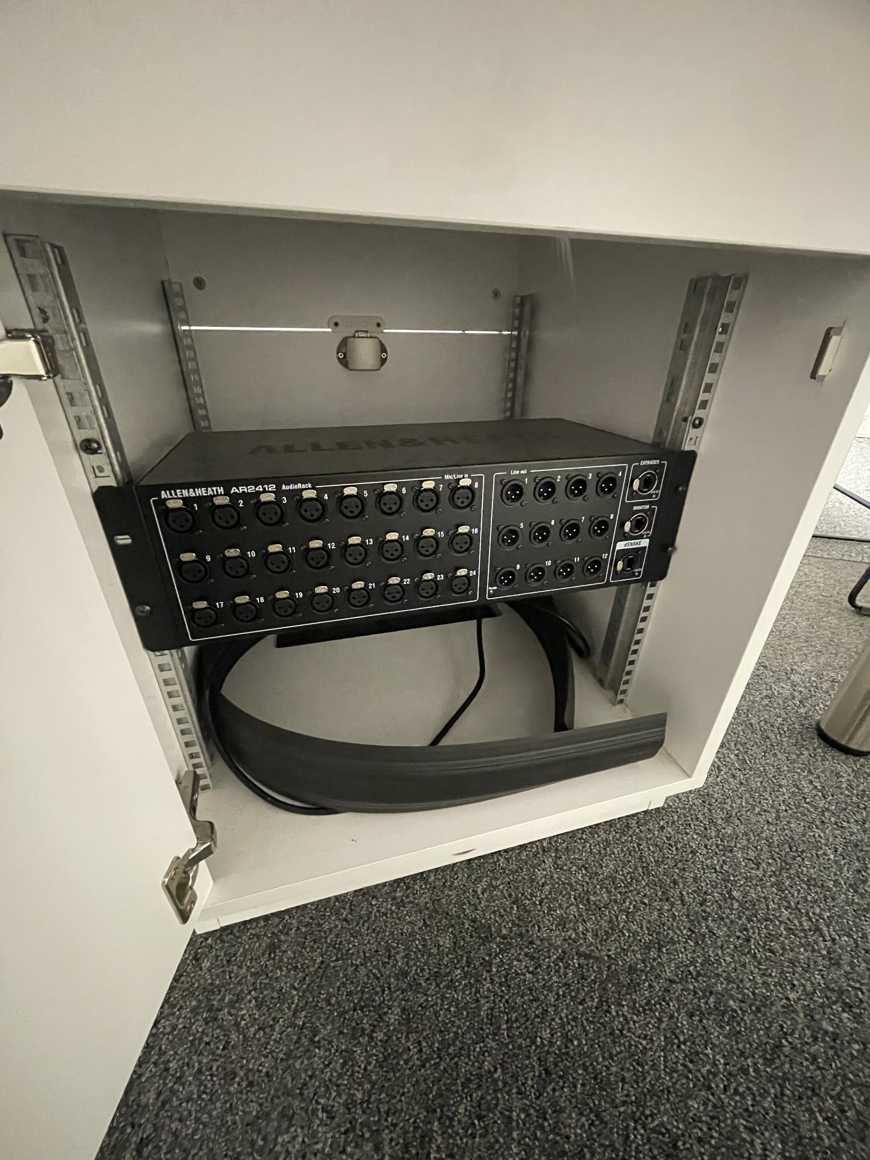 Boîtier de scène numérique Allen & Heath AR2412