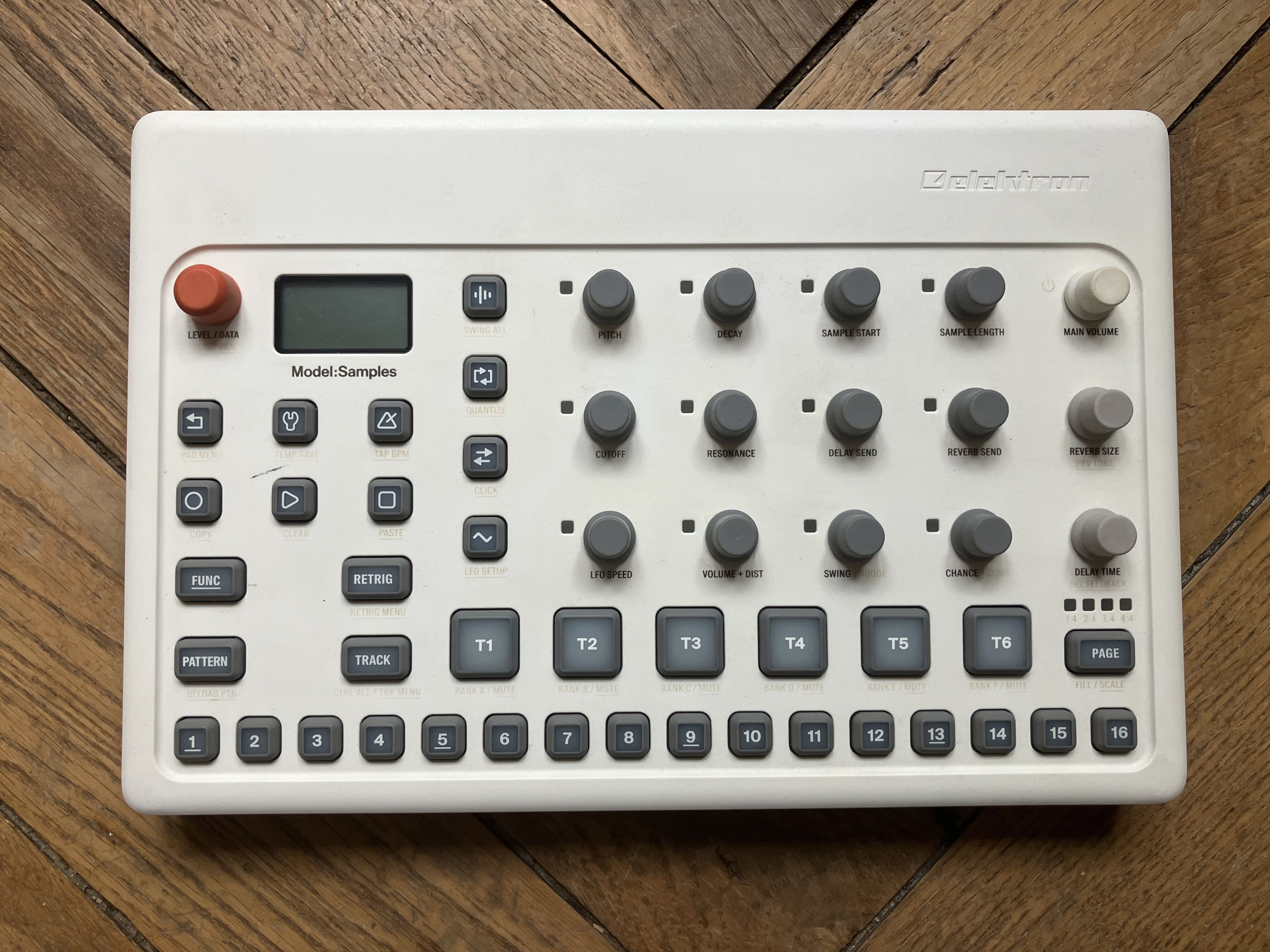 Vends Elektron Model:Samples