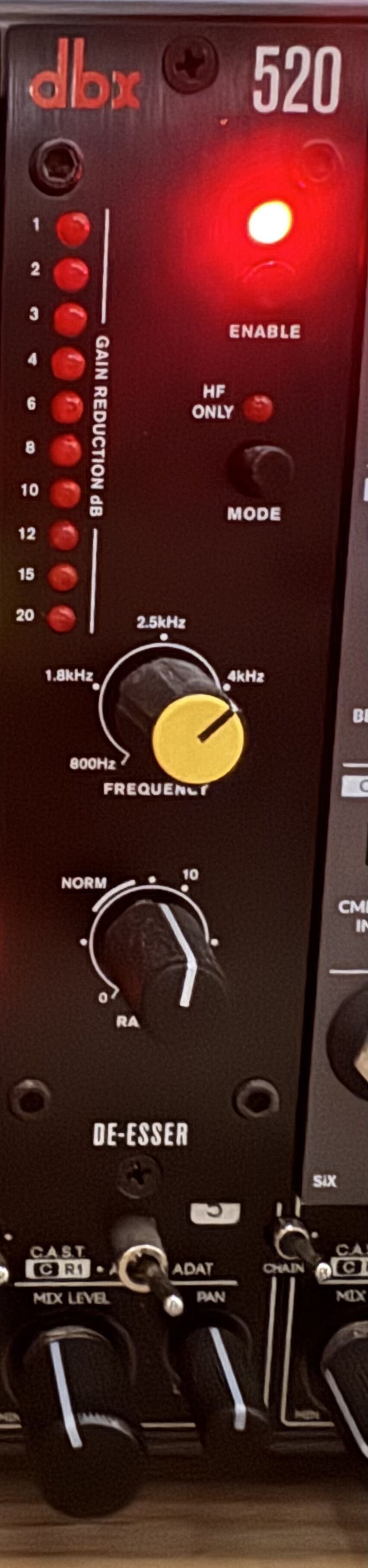 Vends mon De-Esser DBX 520