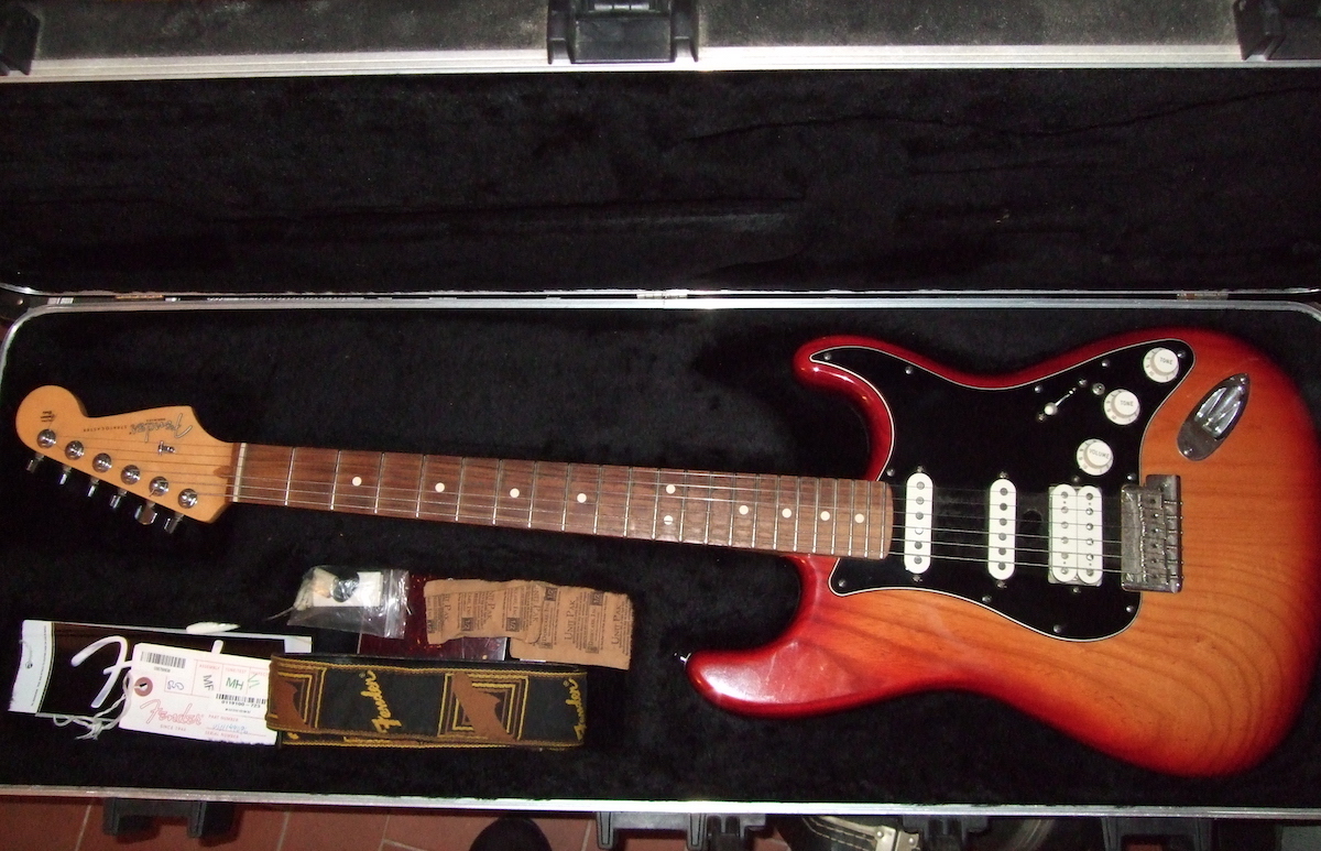 Fender American Standard Stratocaster HSS (2008-2012) (43637)