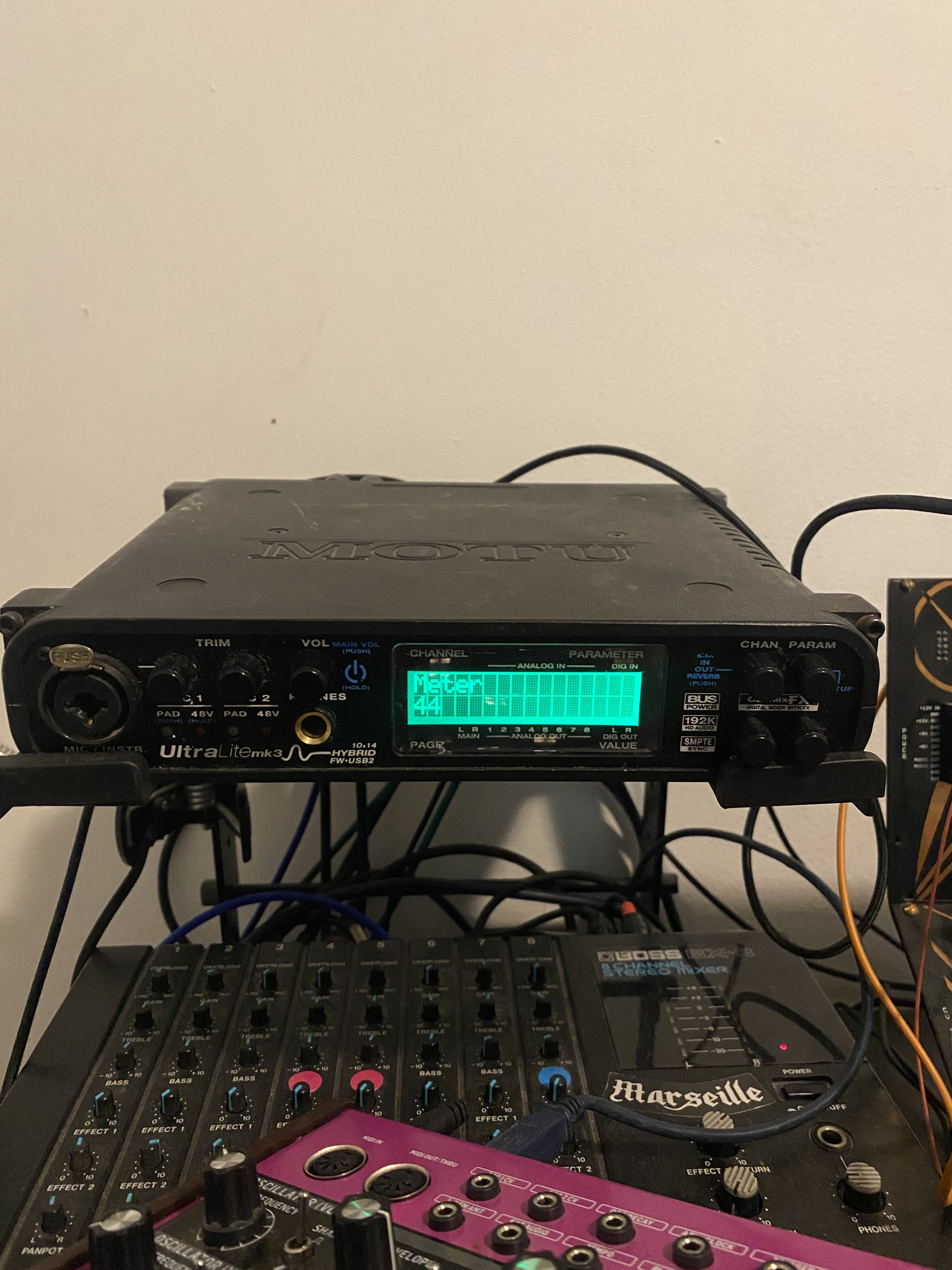 Motu ultralite Mk3 hybrid