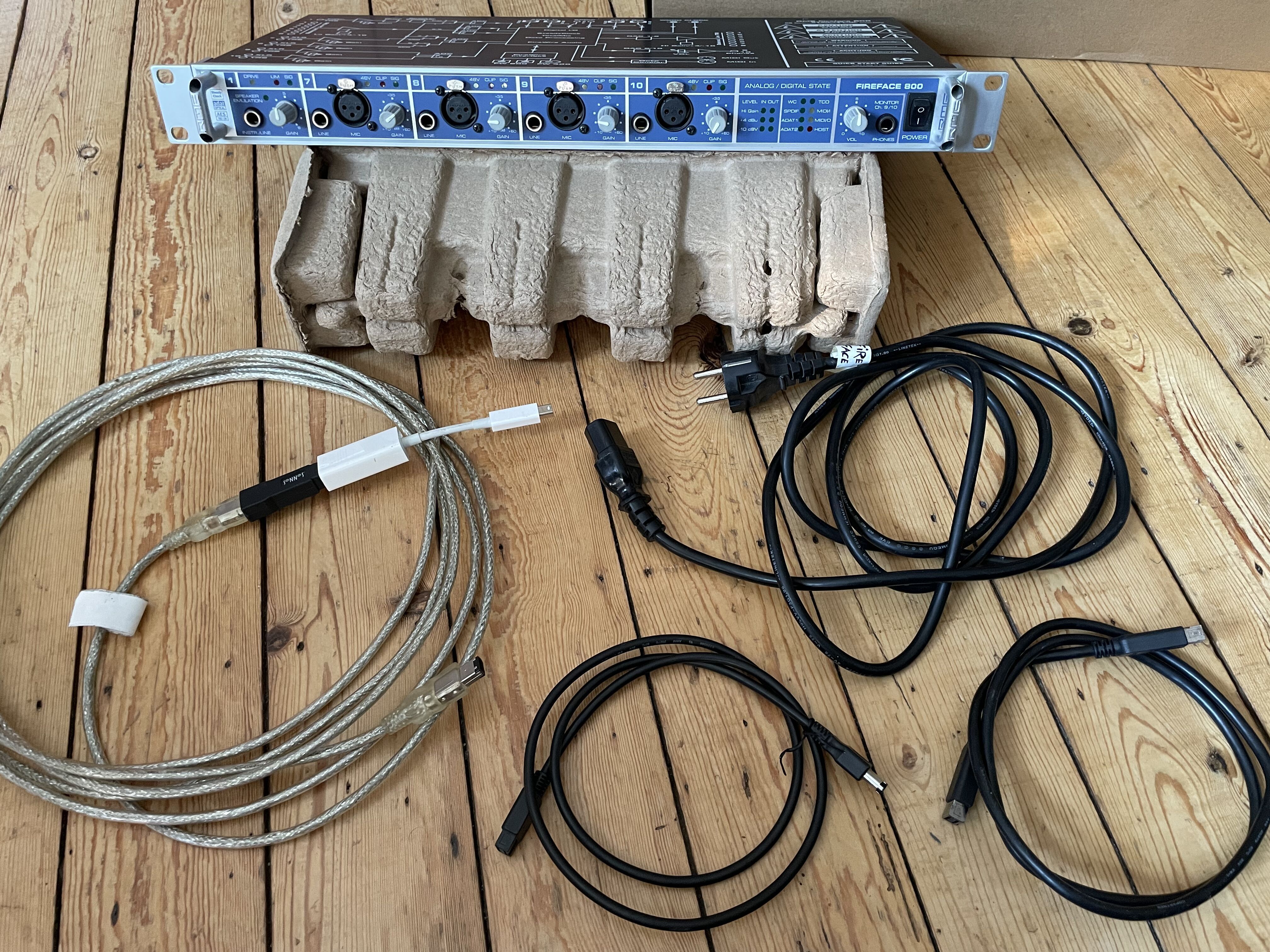 RME Audio Fireface 800 interface + extras