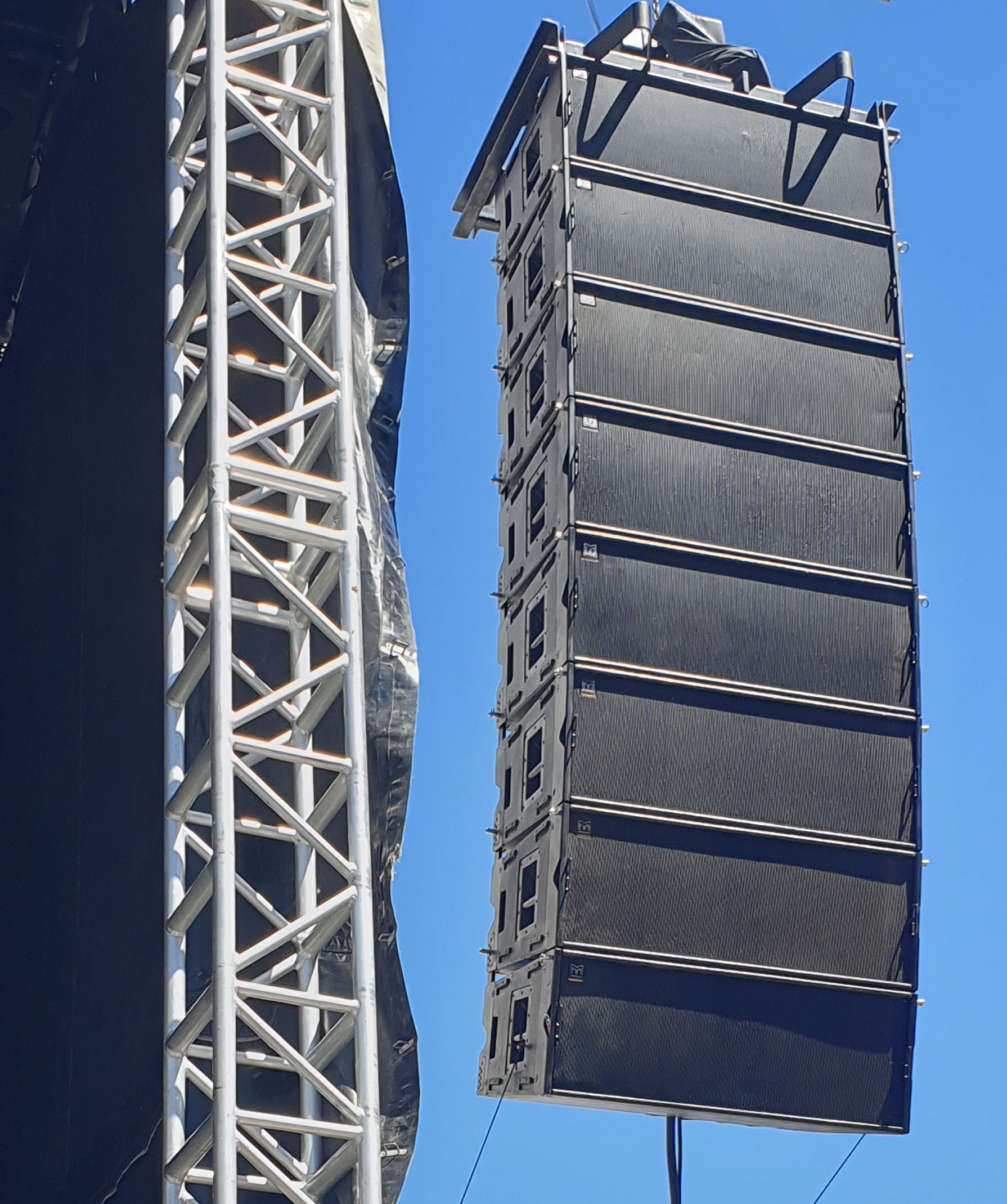 VDS ENCEINTES LINE ARRAY MARTIN AUDIO W8 LC