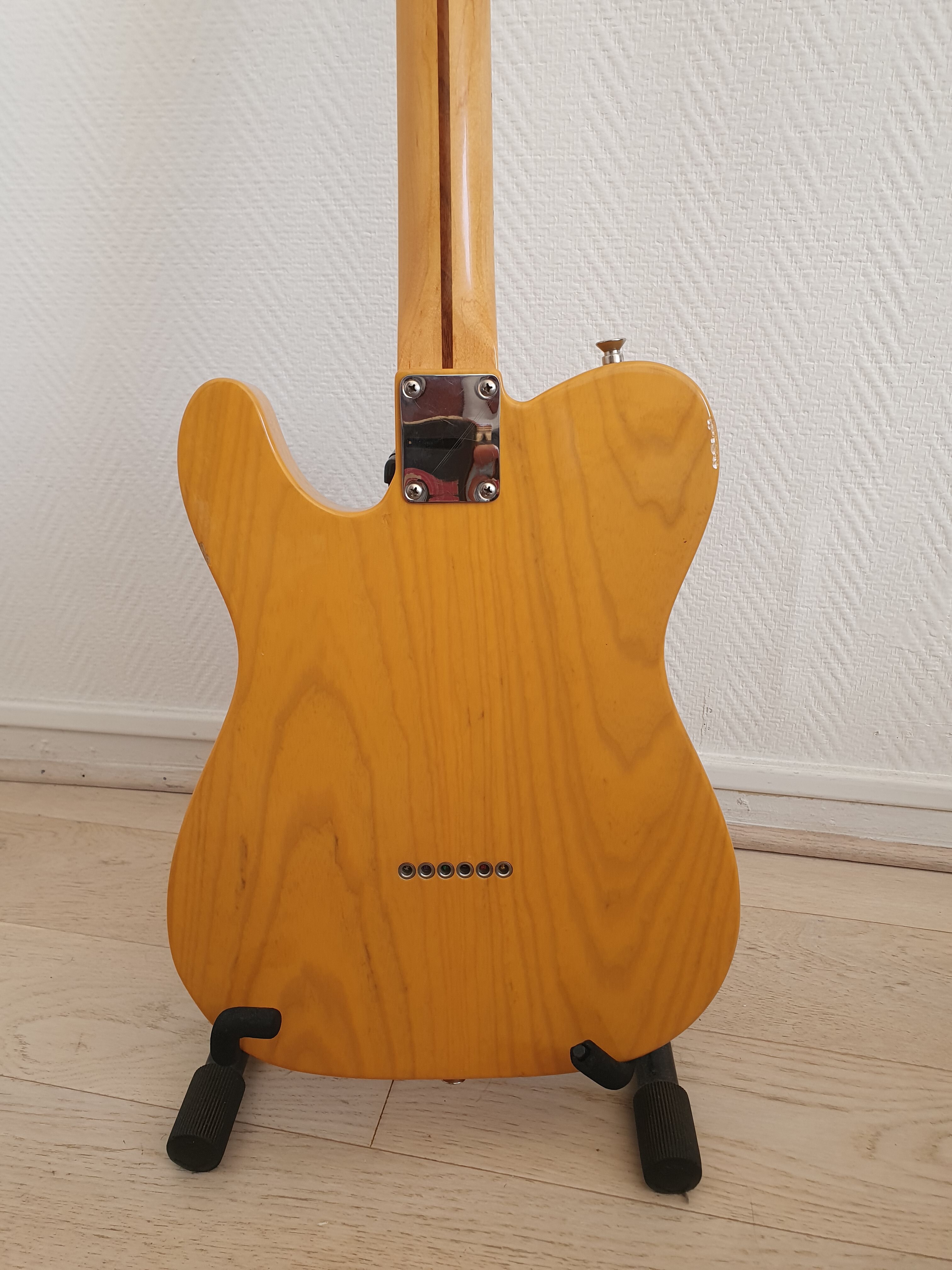 Fender Vintage Hot Rod '52 Telecaster (28266)