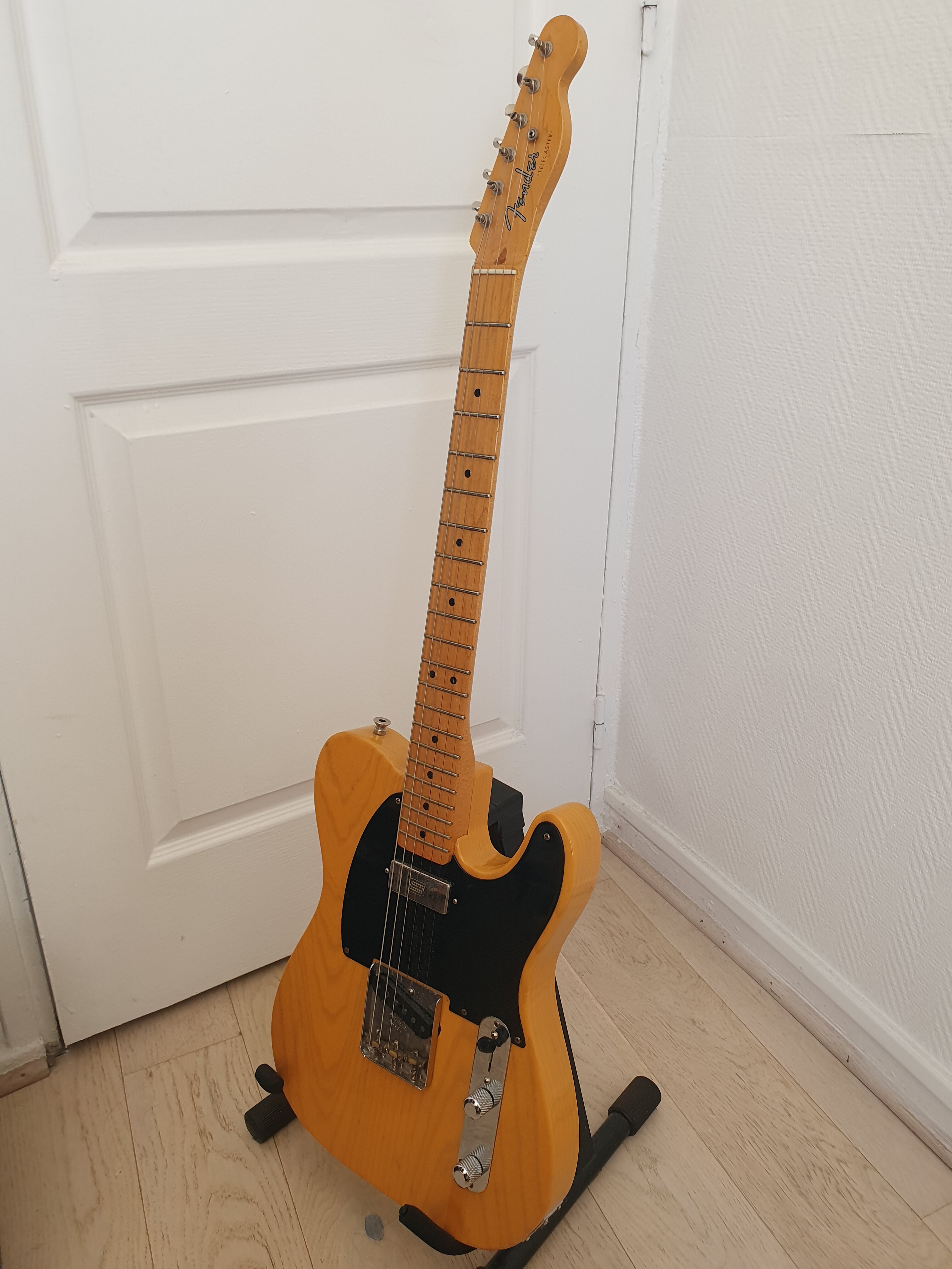 Fender Vintage Hot Rod '52 Telecaster (96447)