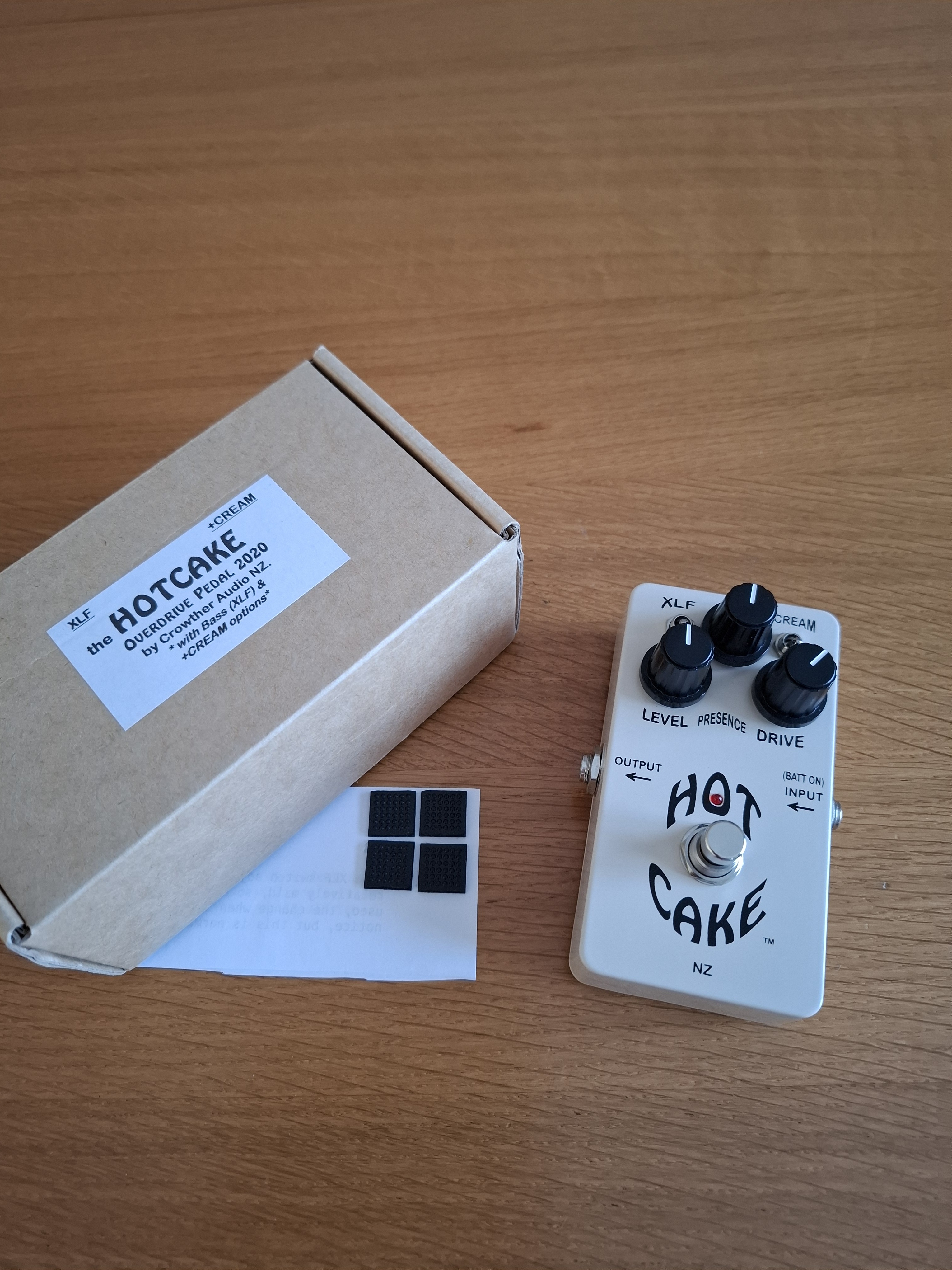 Vends CROWTHER AUDIO HOT CAKE with XLF & + CREAM Options comme neuve