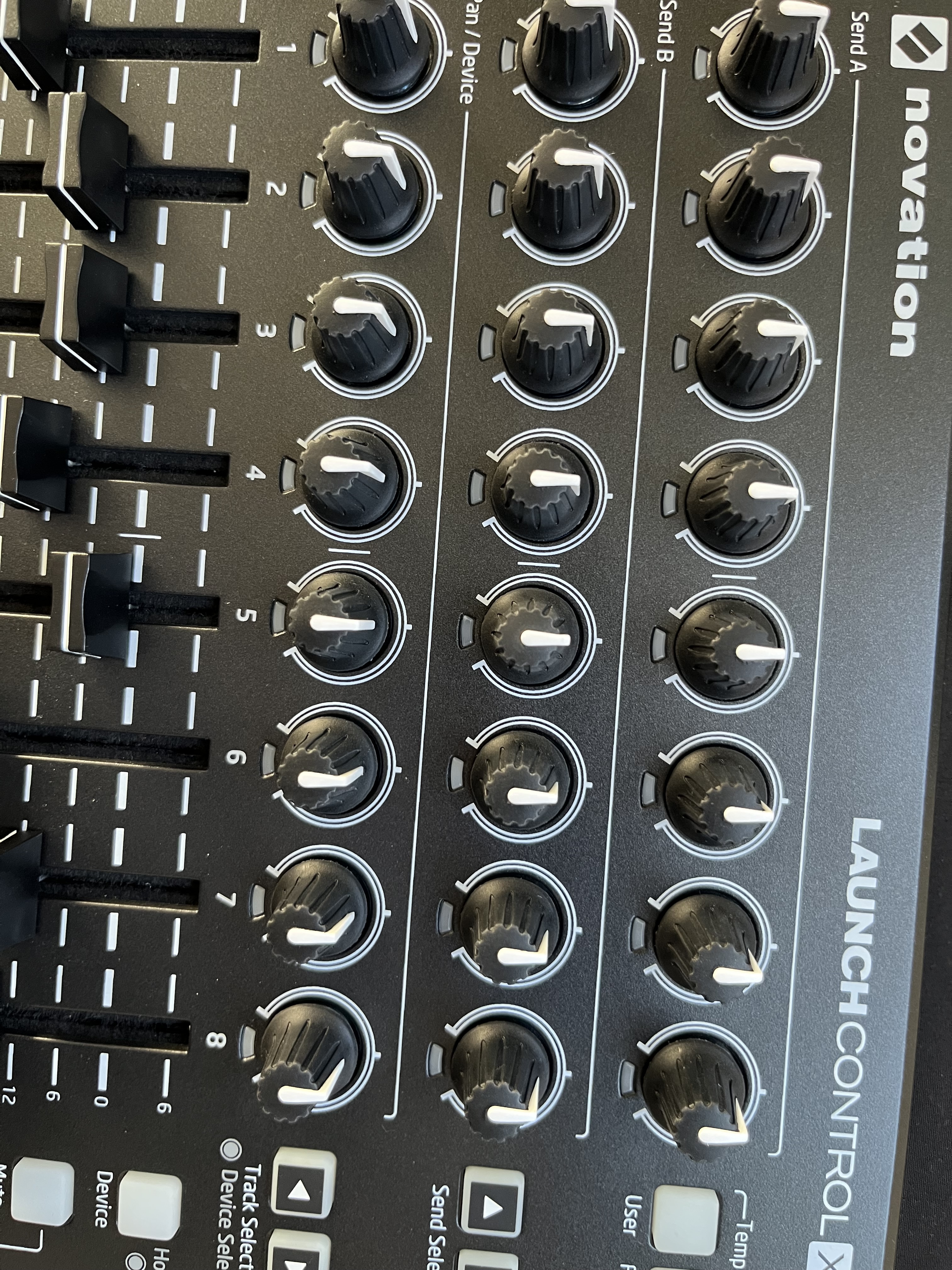 Novation Launch Control XL MK2 (46505)
