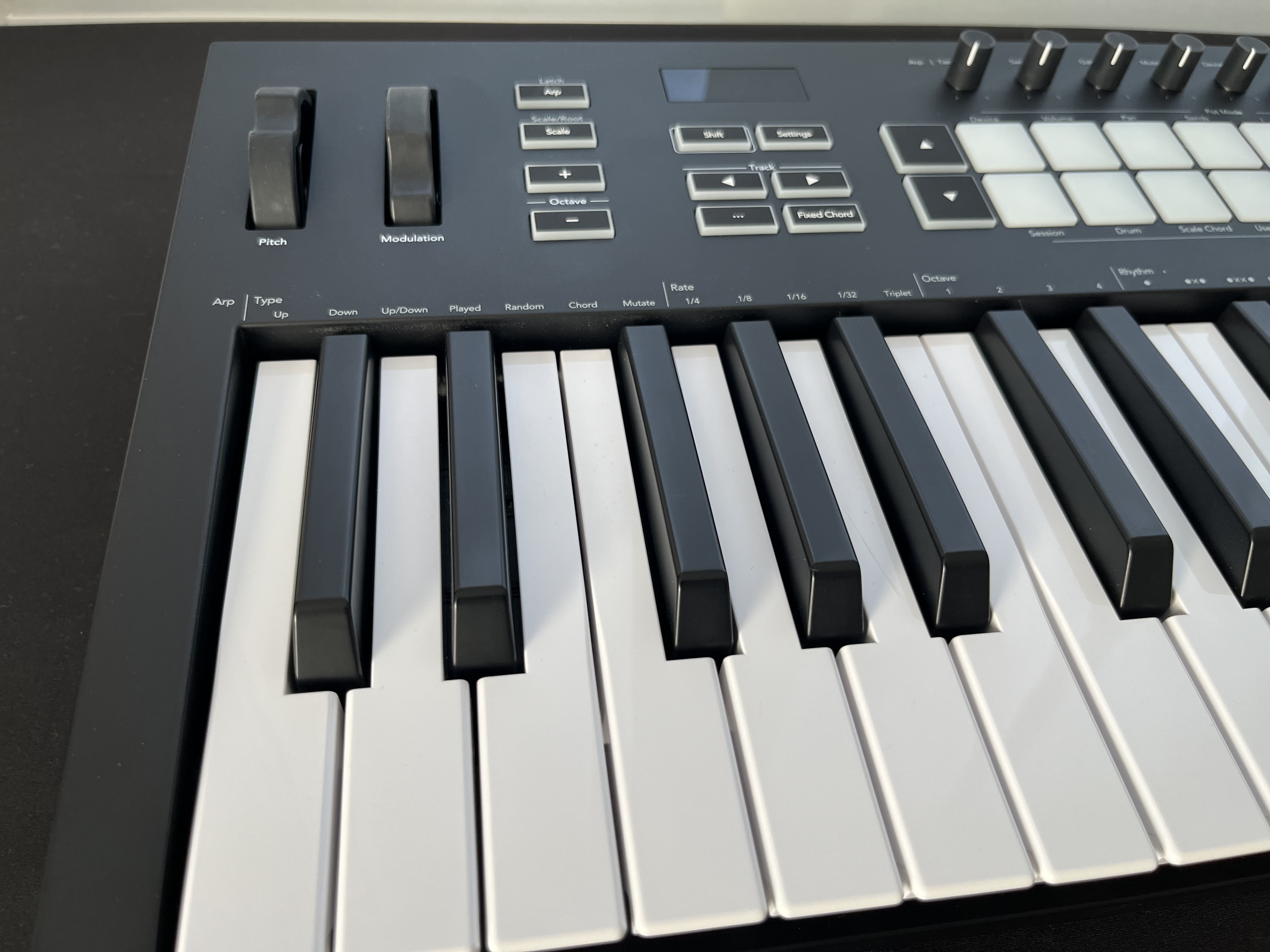 Novation Launchkey 37 MK3 (67464)