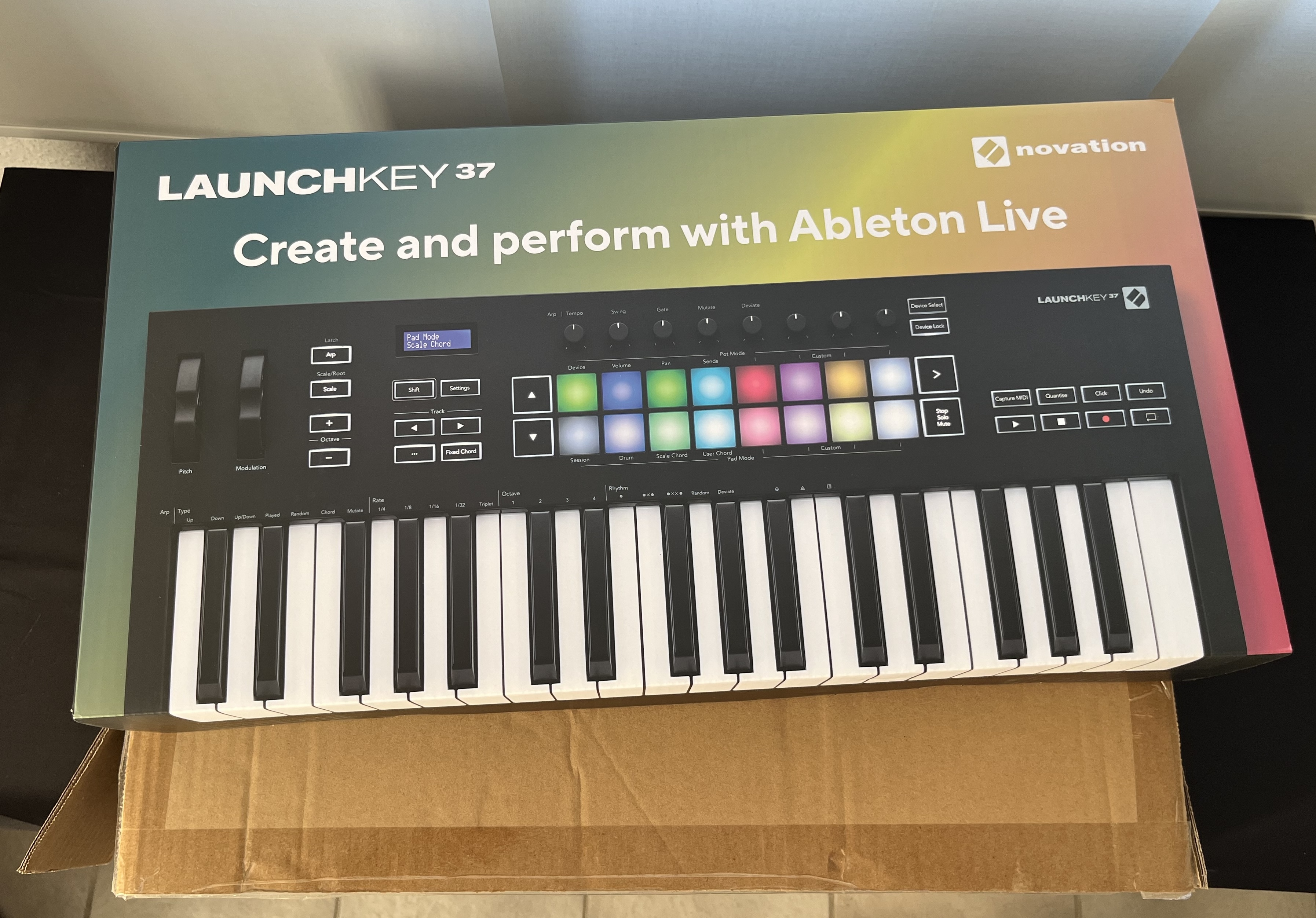 Novation Launchkey 37 MK3 (7684)