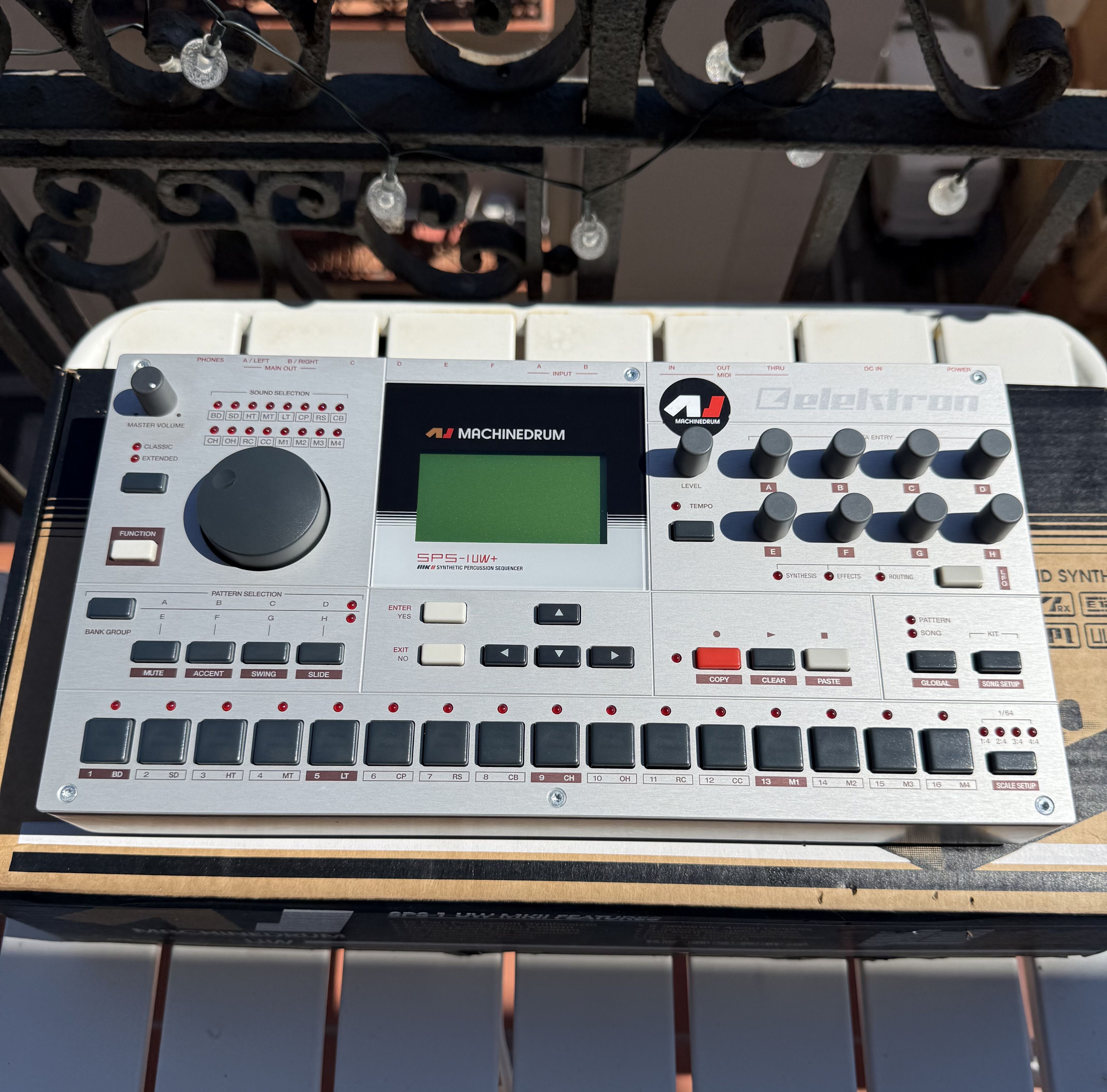 Machinedrum SPS-1 UW+ Mk2 + Decksaver
