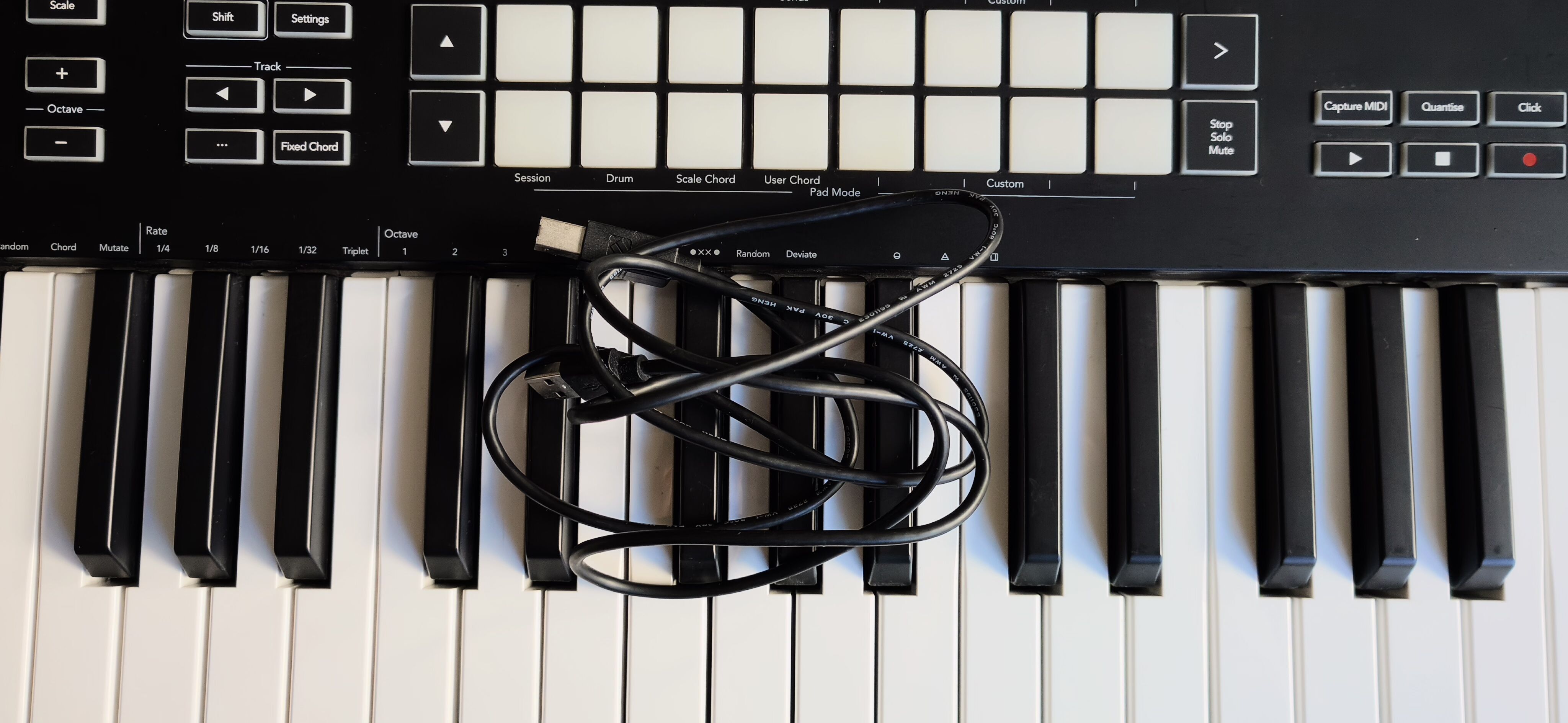 Novation Launchkey 37 MK3 (82053)