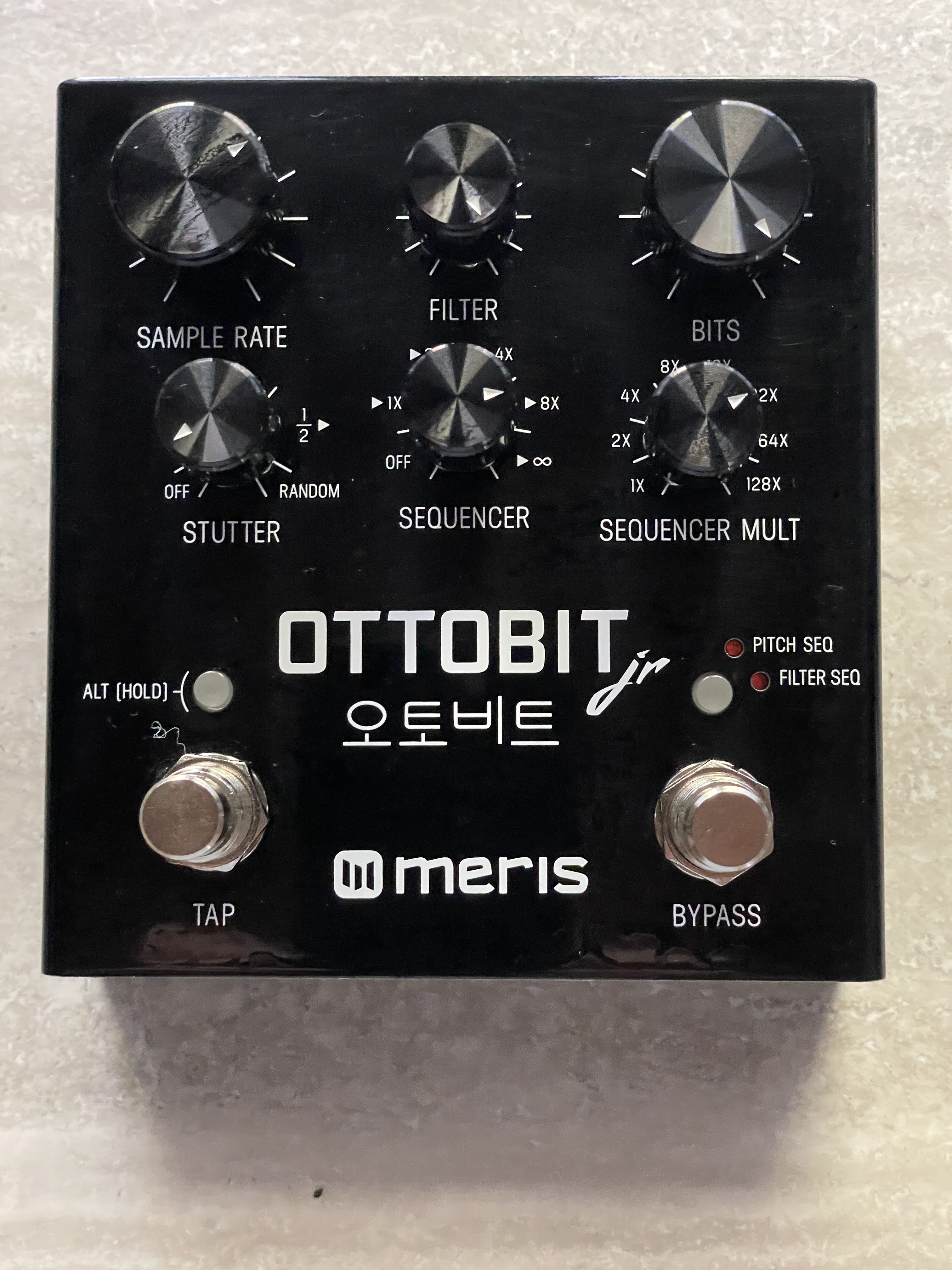 Vends Meris Ottobit jr