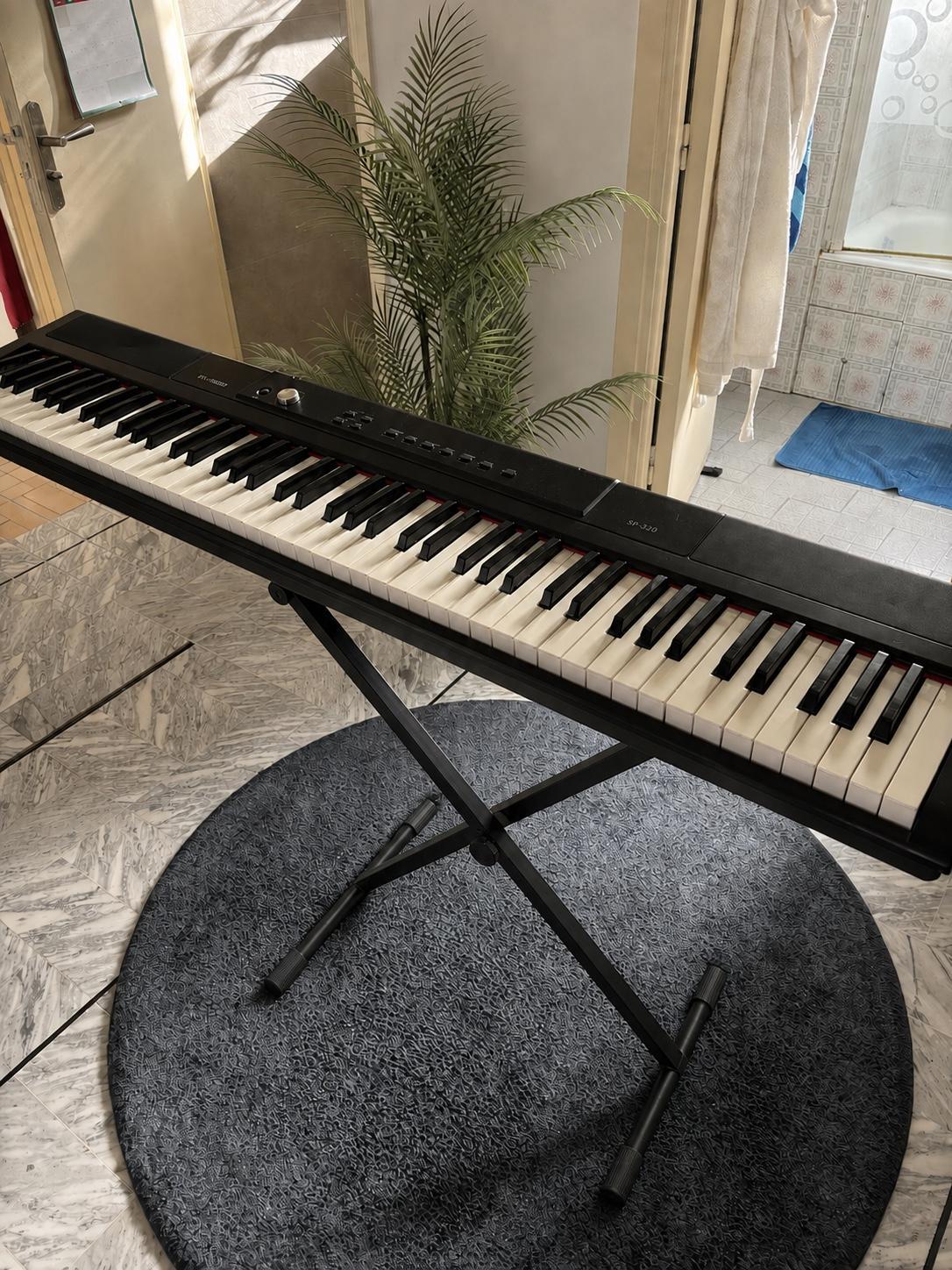 Vends Piano numérique Thomann SP-320 – très bon état