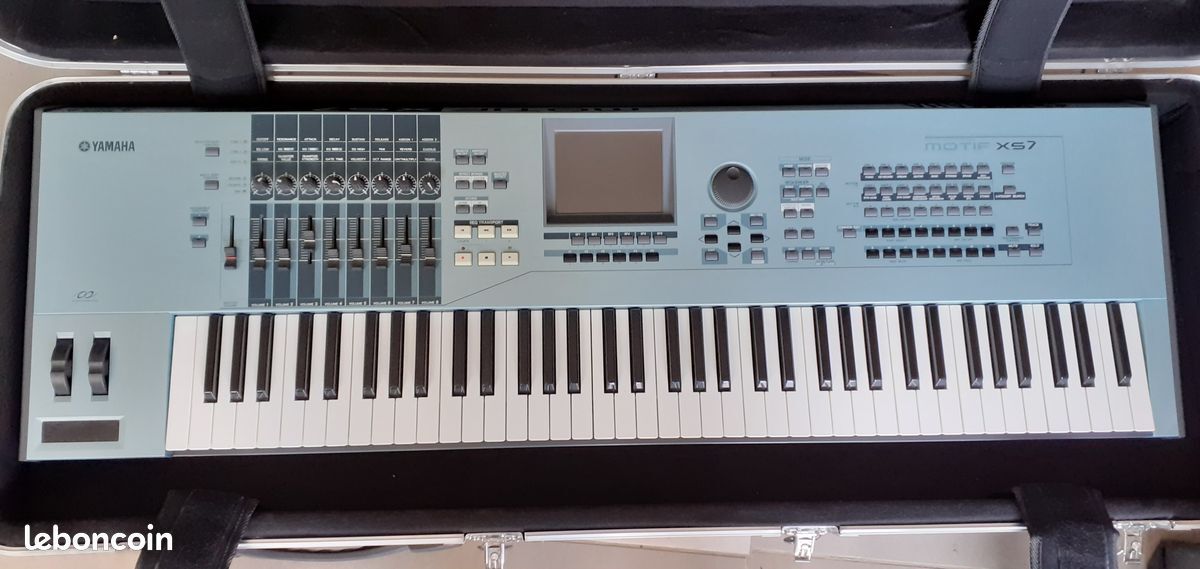 vds clavier motif xs7