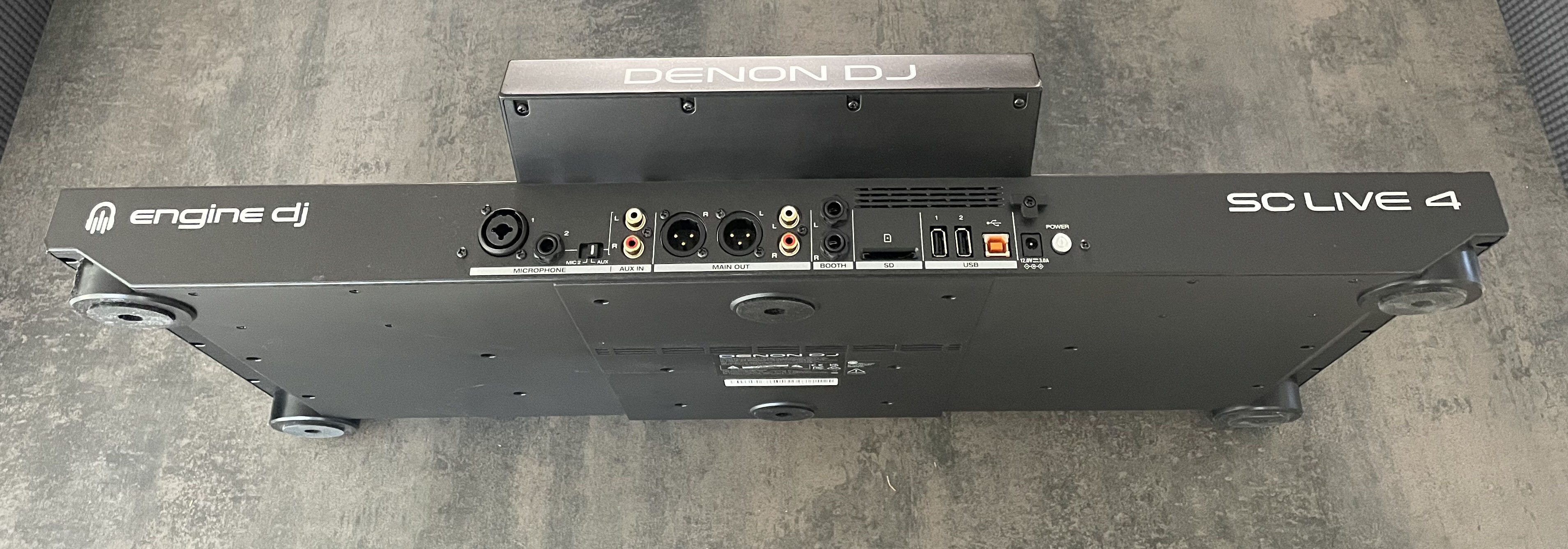 DENON DL SC Live 4-Arrière Calque 1