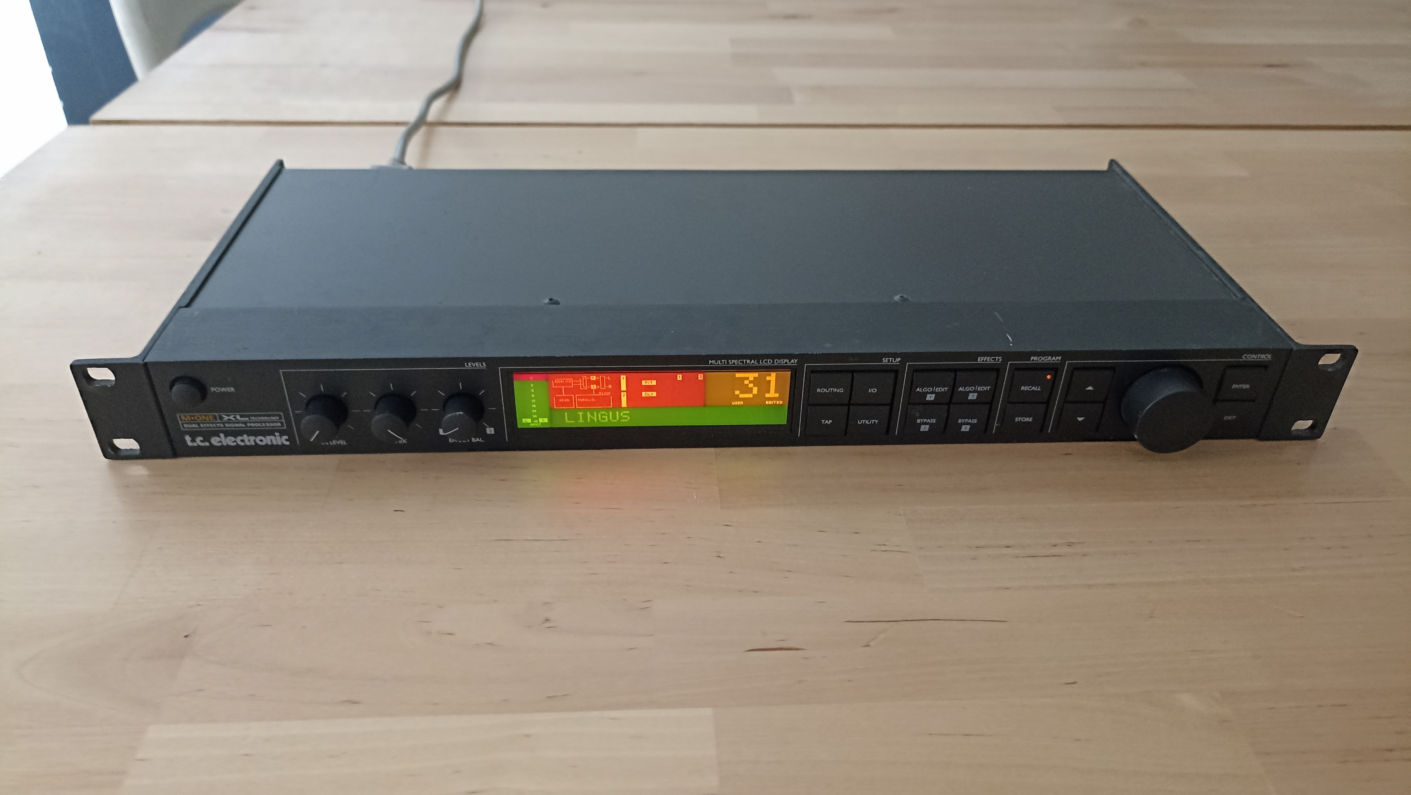 Reverb TC Electronics M-One XL