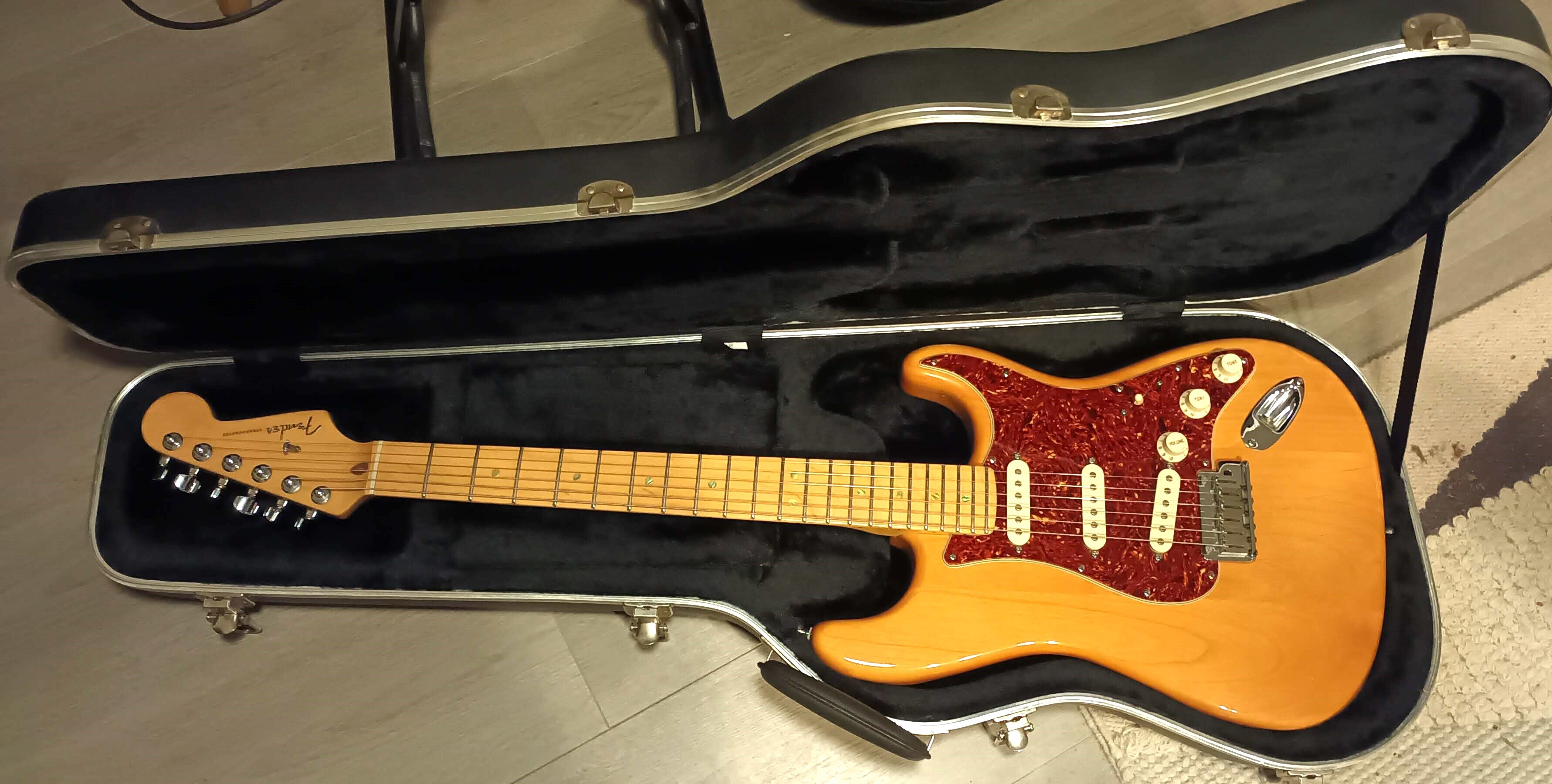Fender Stratocaster American Deluxe US 2004