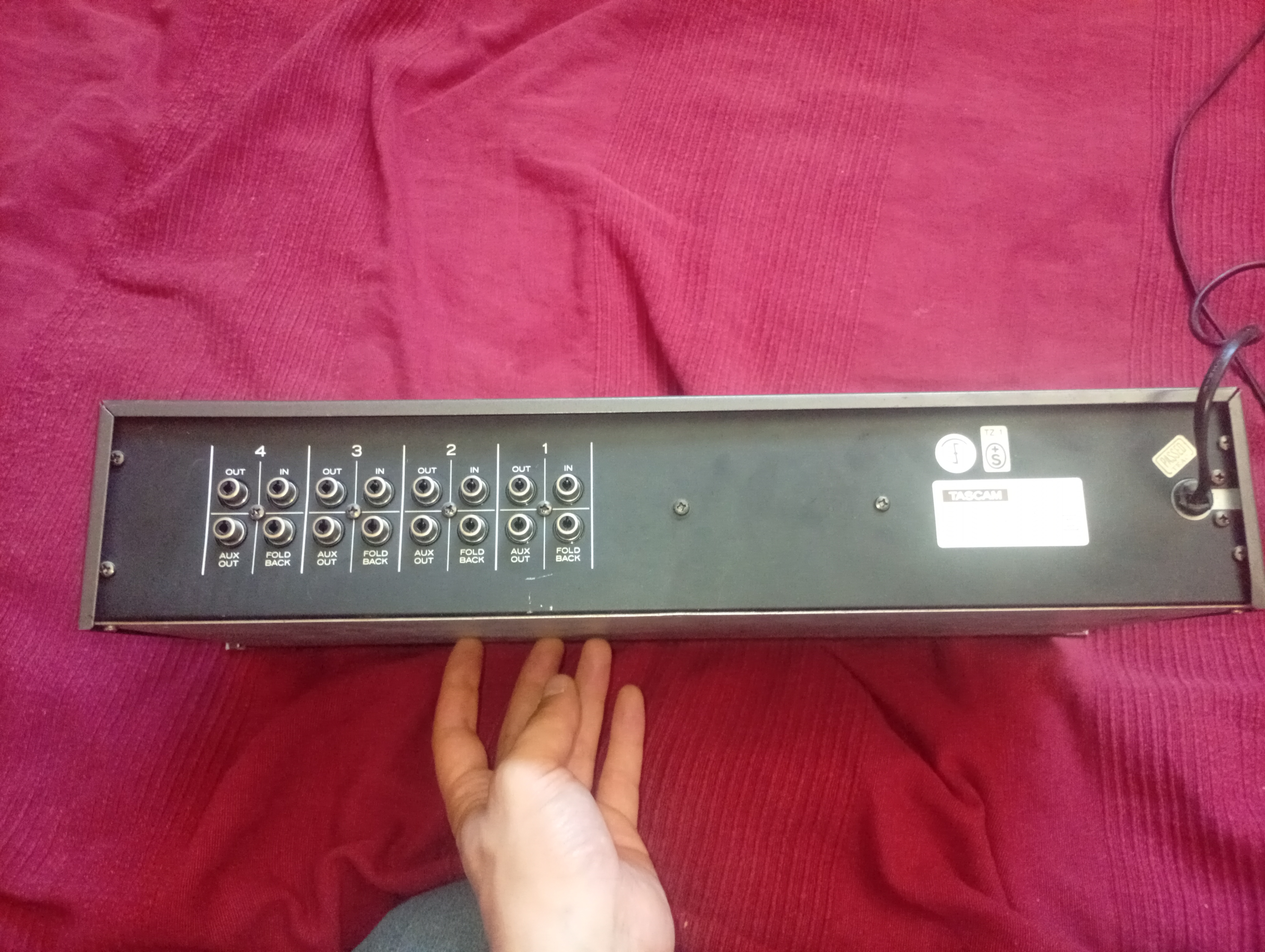 Tascam PE 40 (7381)