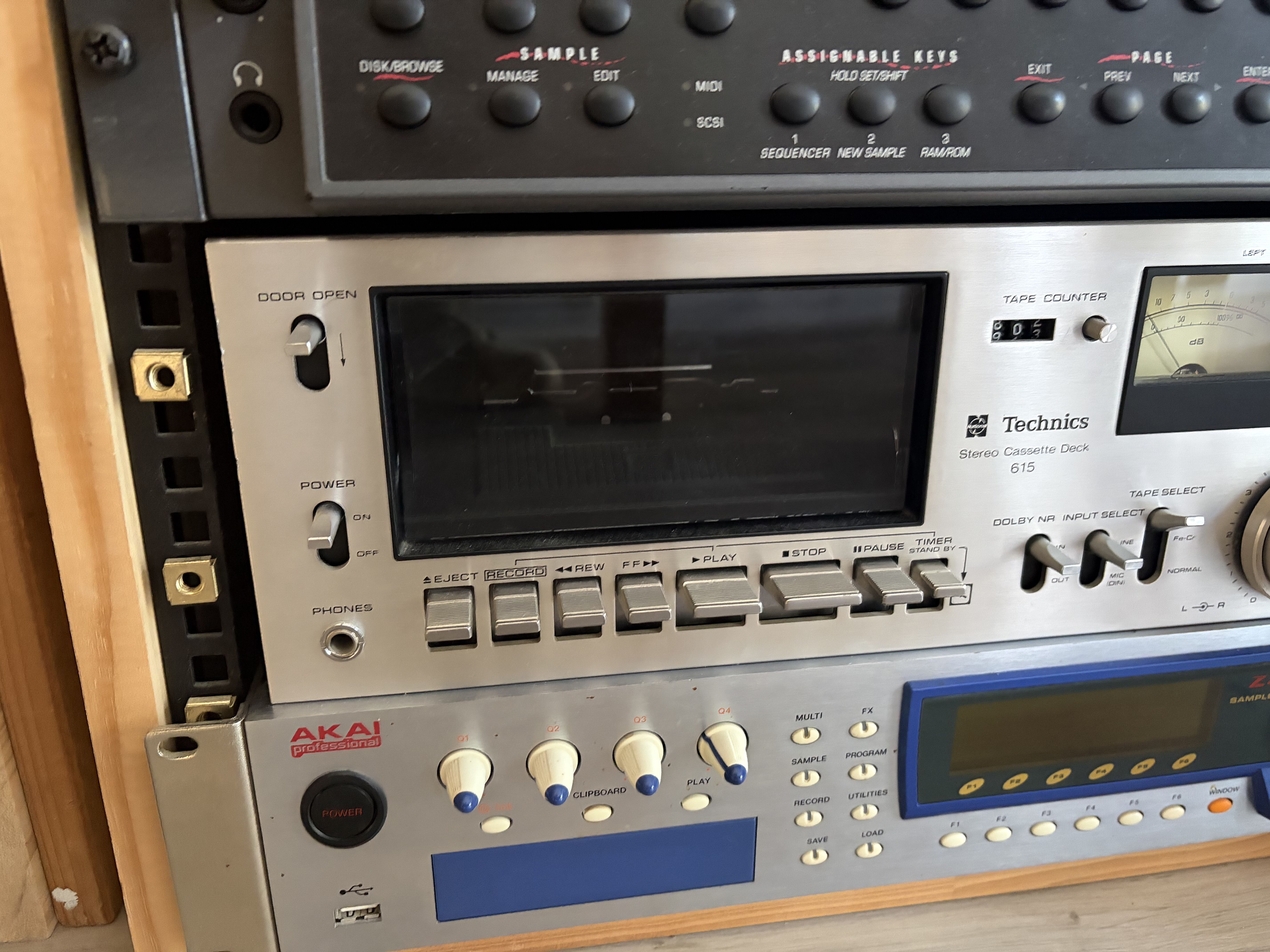 Vends Technics Stereo Cassette Deck 615
