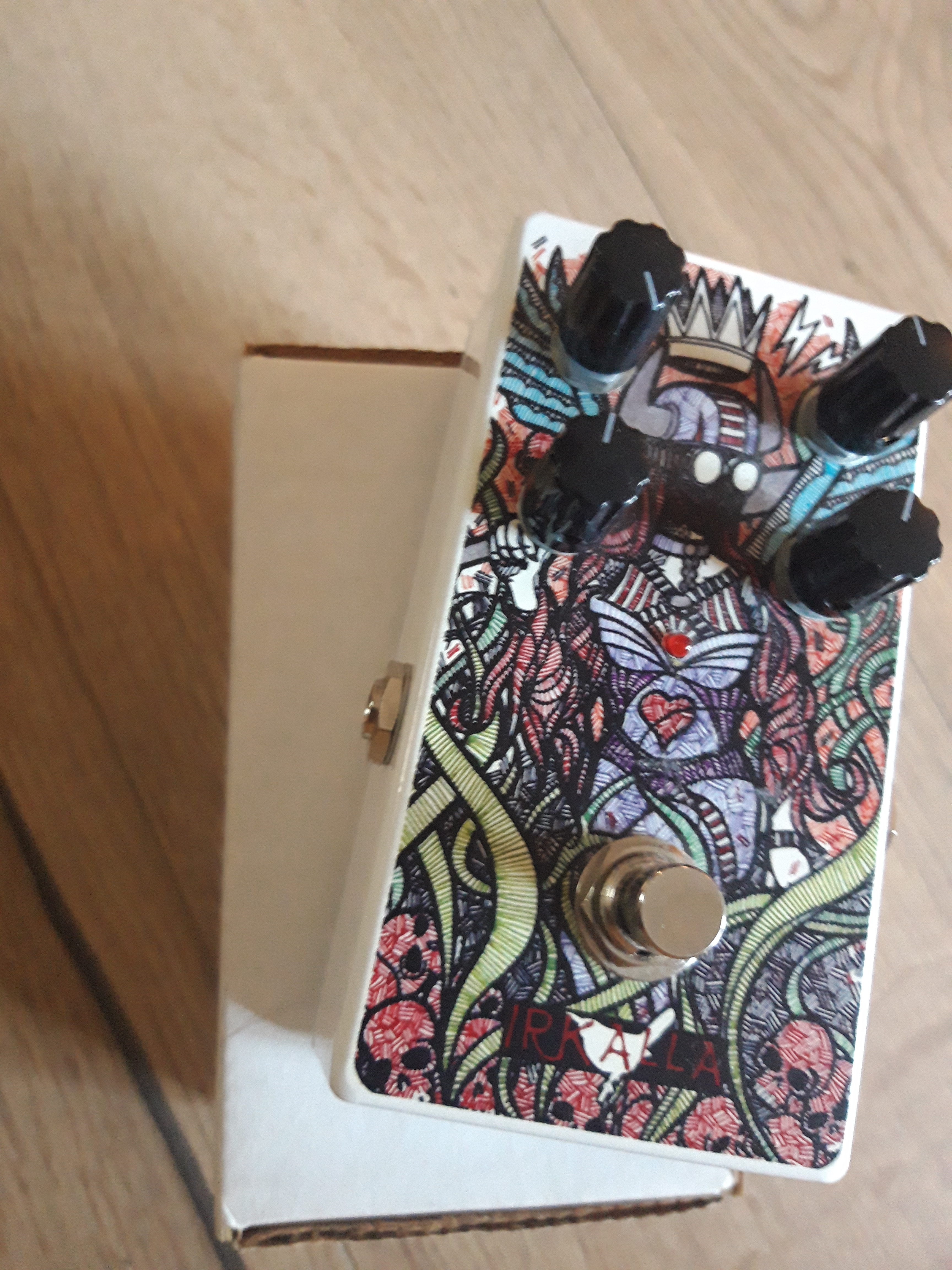 Veds Irkalla fuzz Wren&Cuff