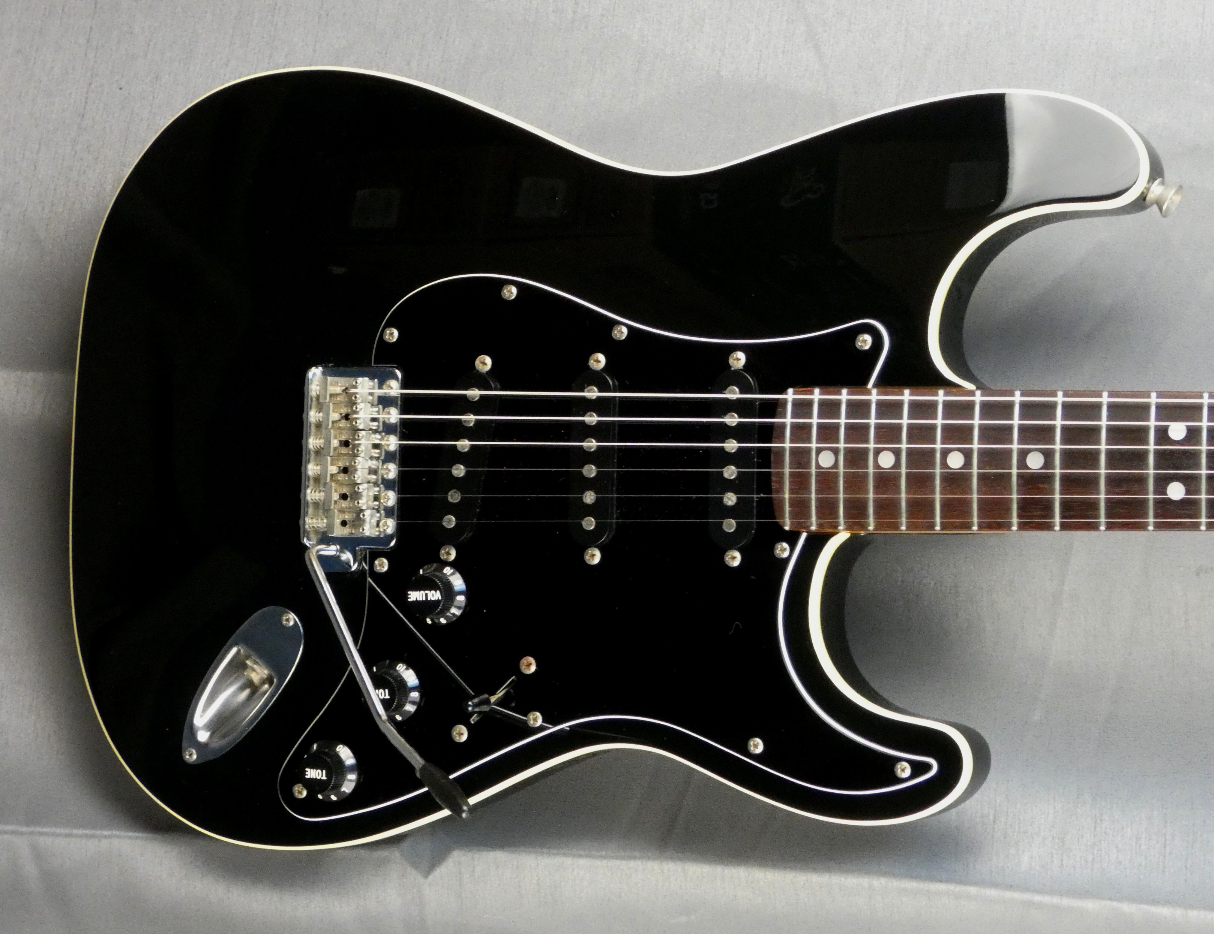 fender stratocaster aerodyne ast-65 japon japan (19)