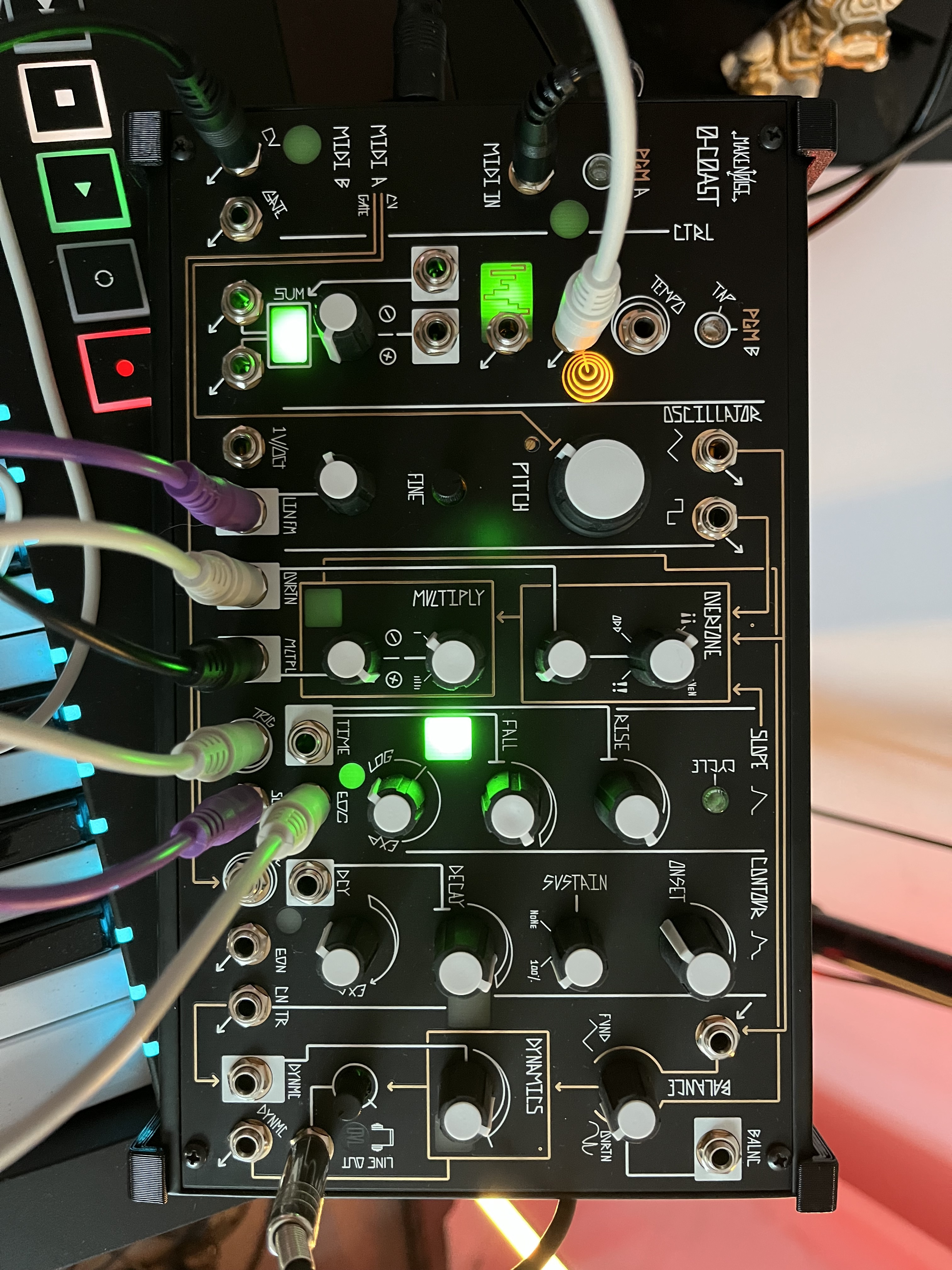 Vends Make Noise 0-Coast + Stand Desktop