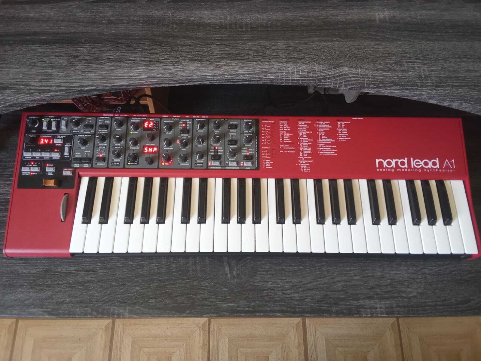Vends Nord Lead A1