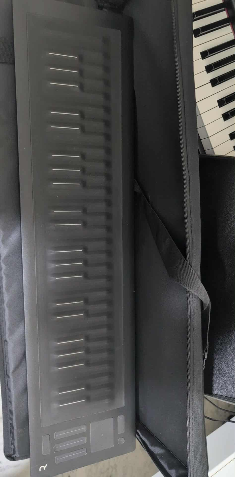 Roli seaboard rise 49 mk 1 en très bon état 
