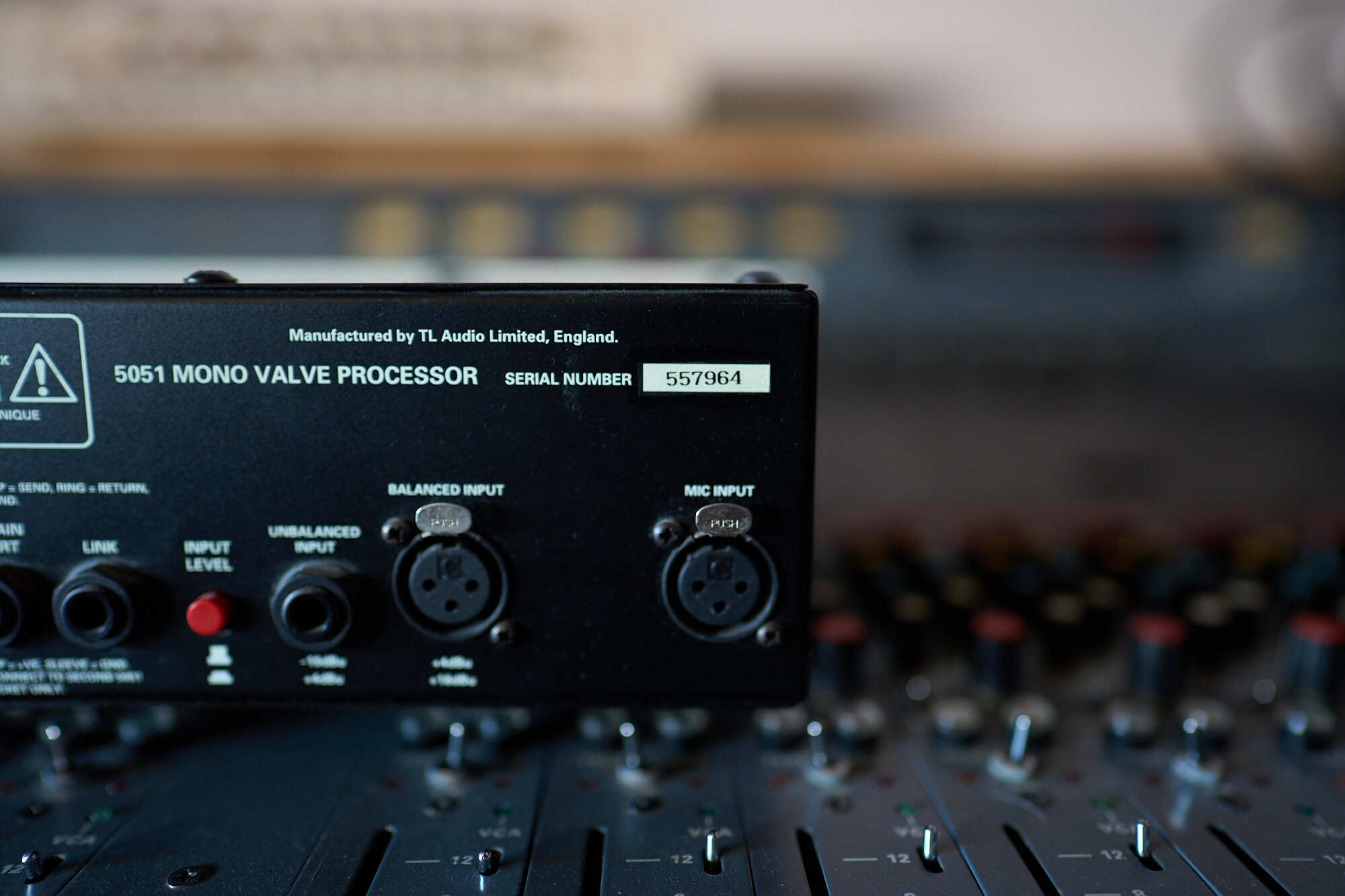 TL audio Ivory 10