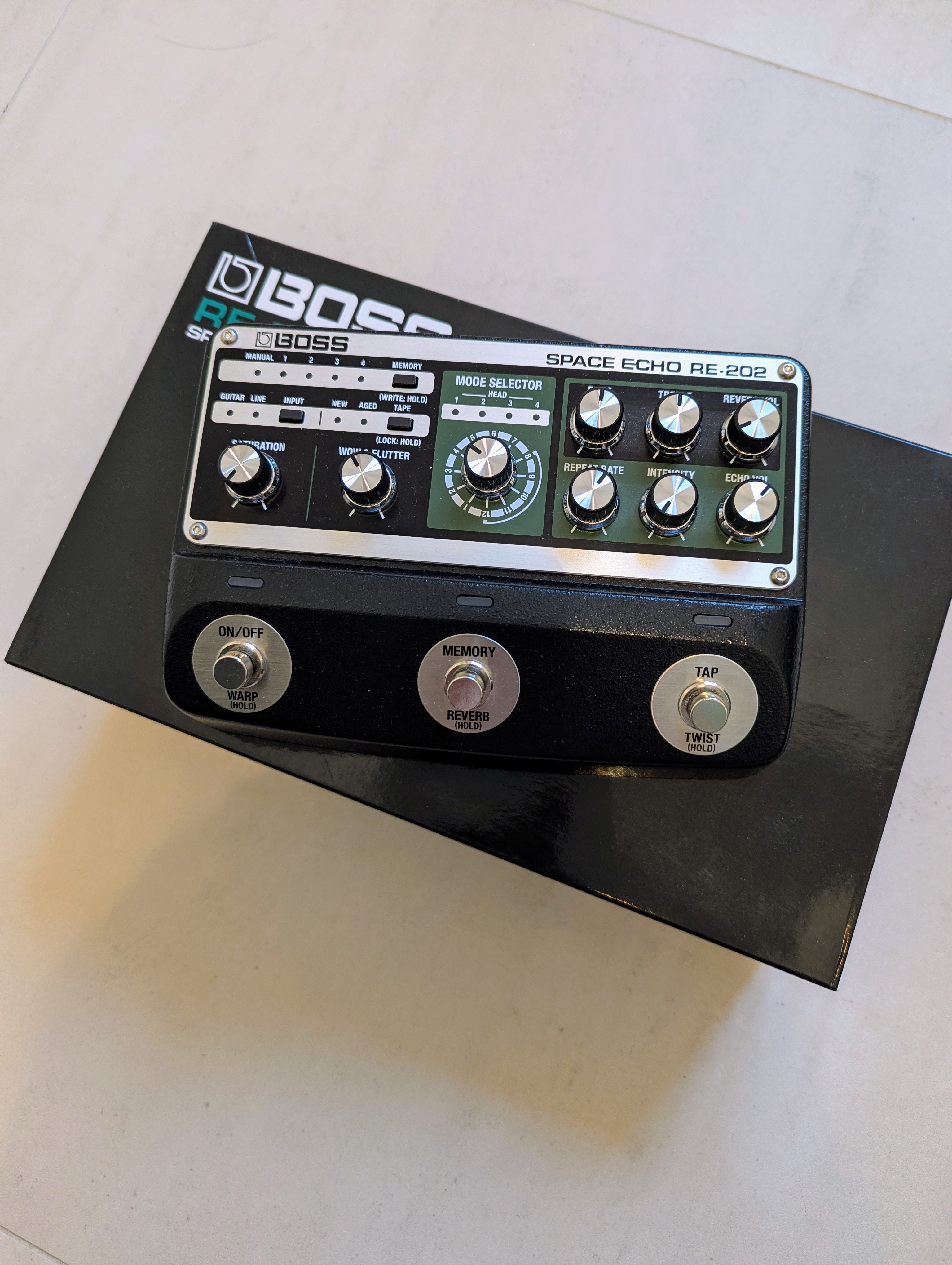 Vends Boss RE-202