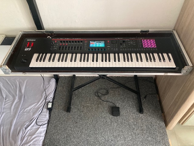 Vends Roland Fantom 07