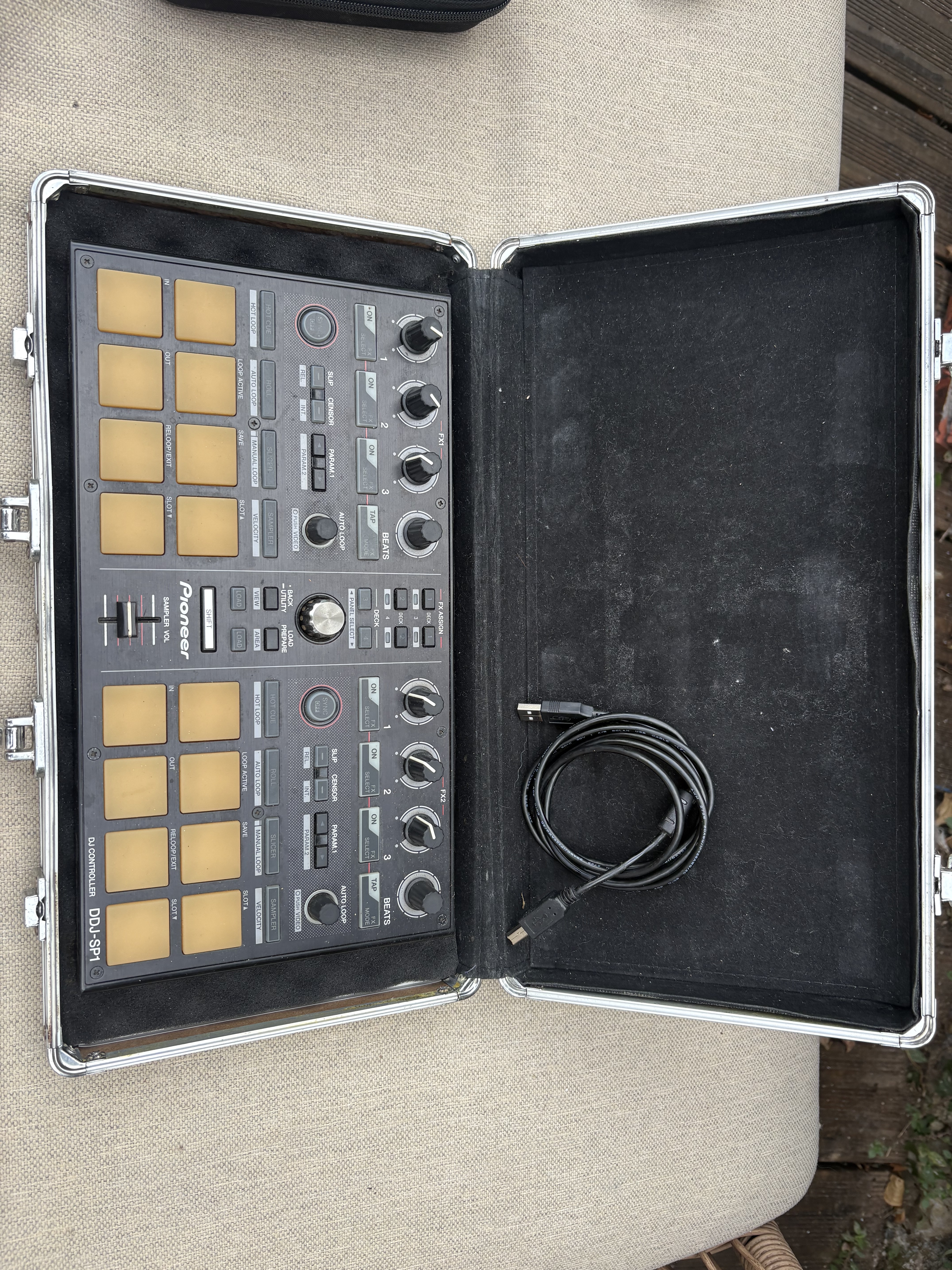 Ddj xp1 et sa valoche ?