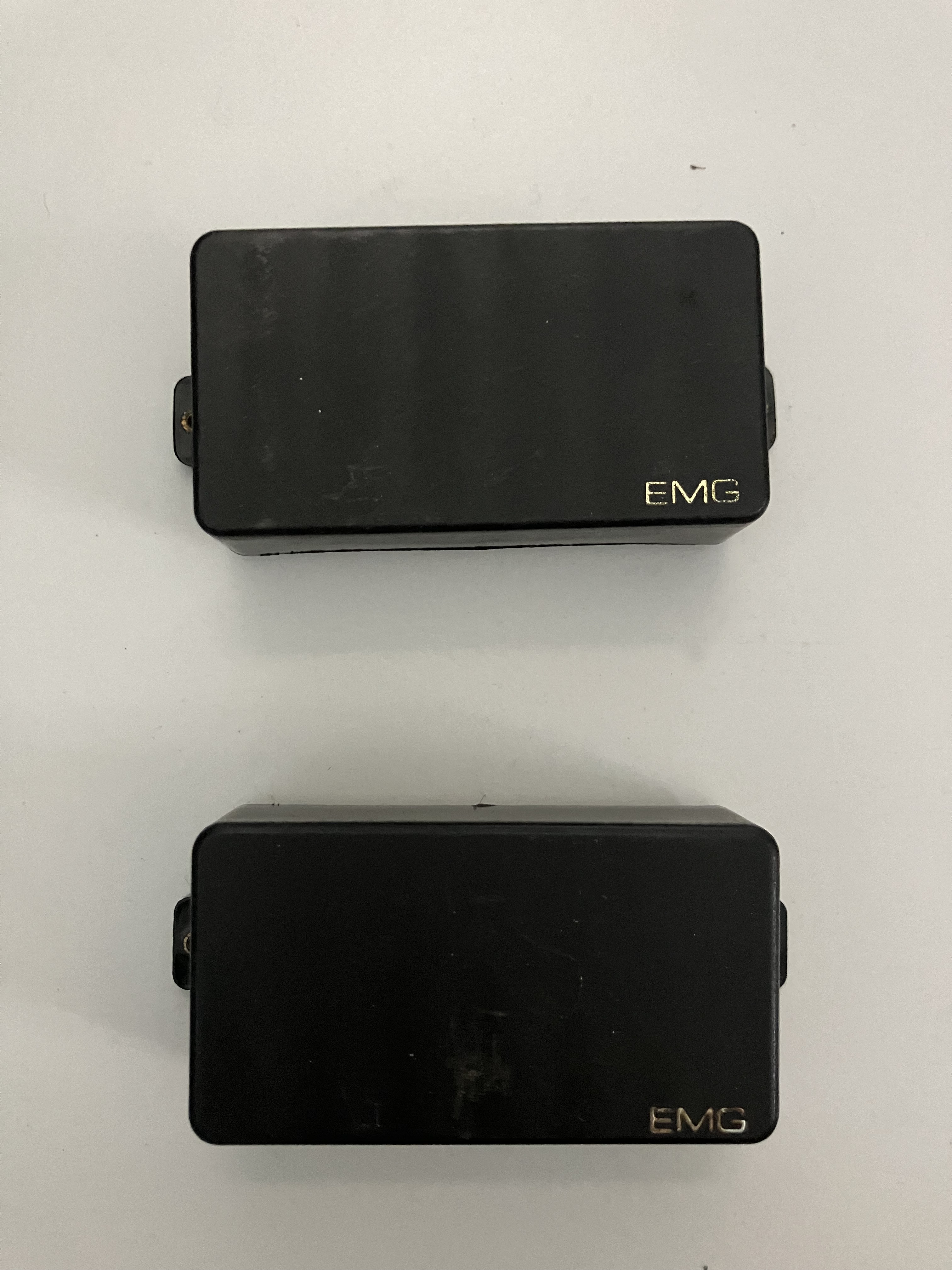 Vends EMG 81 et 85
