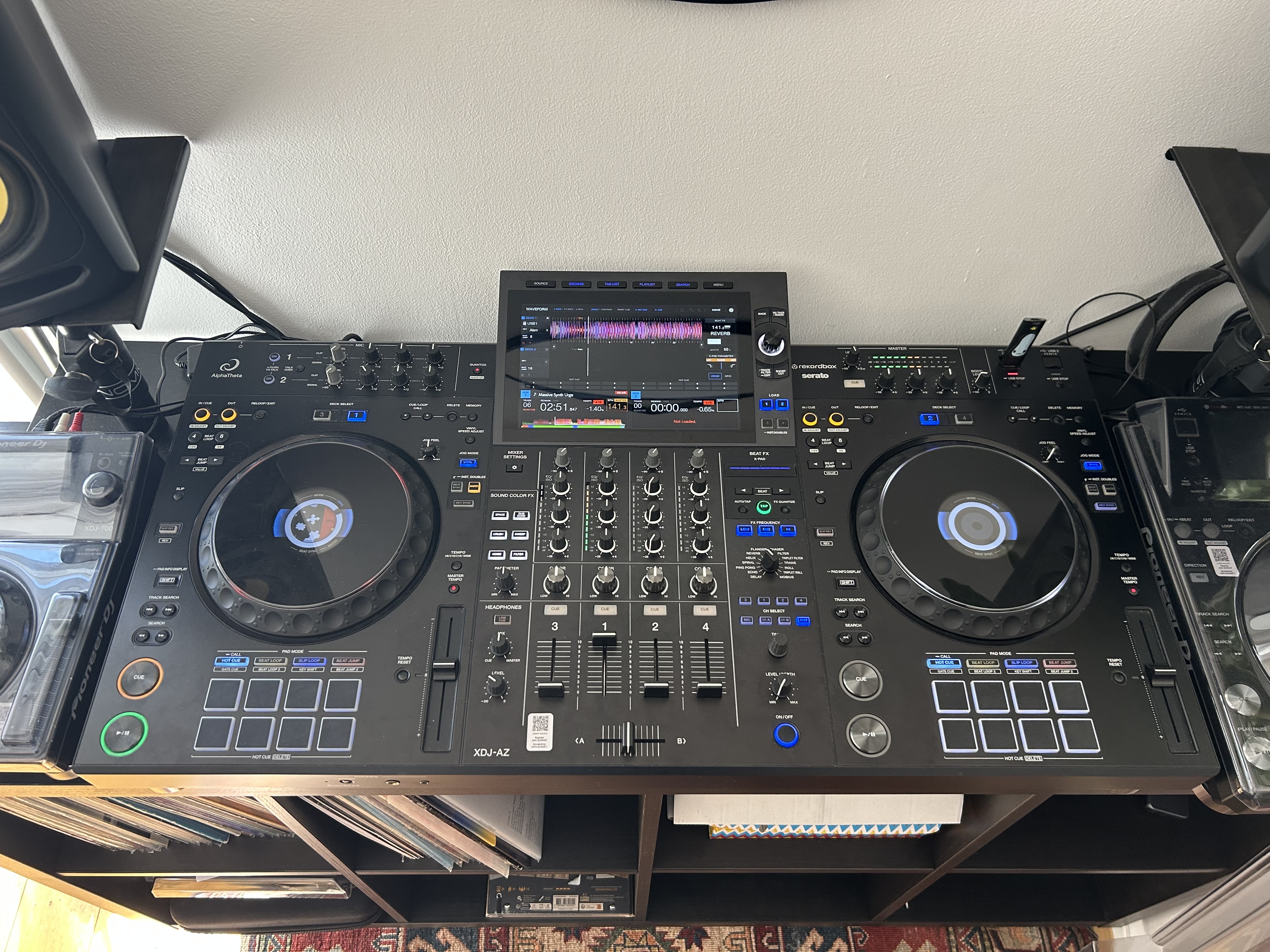 XDJ-AZ (sous garantie Sonovente) + Decksaver