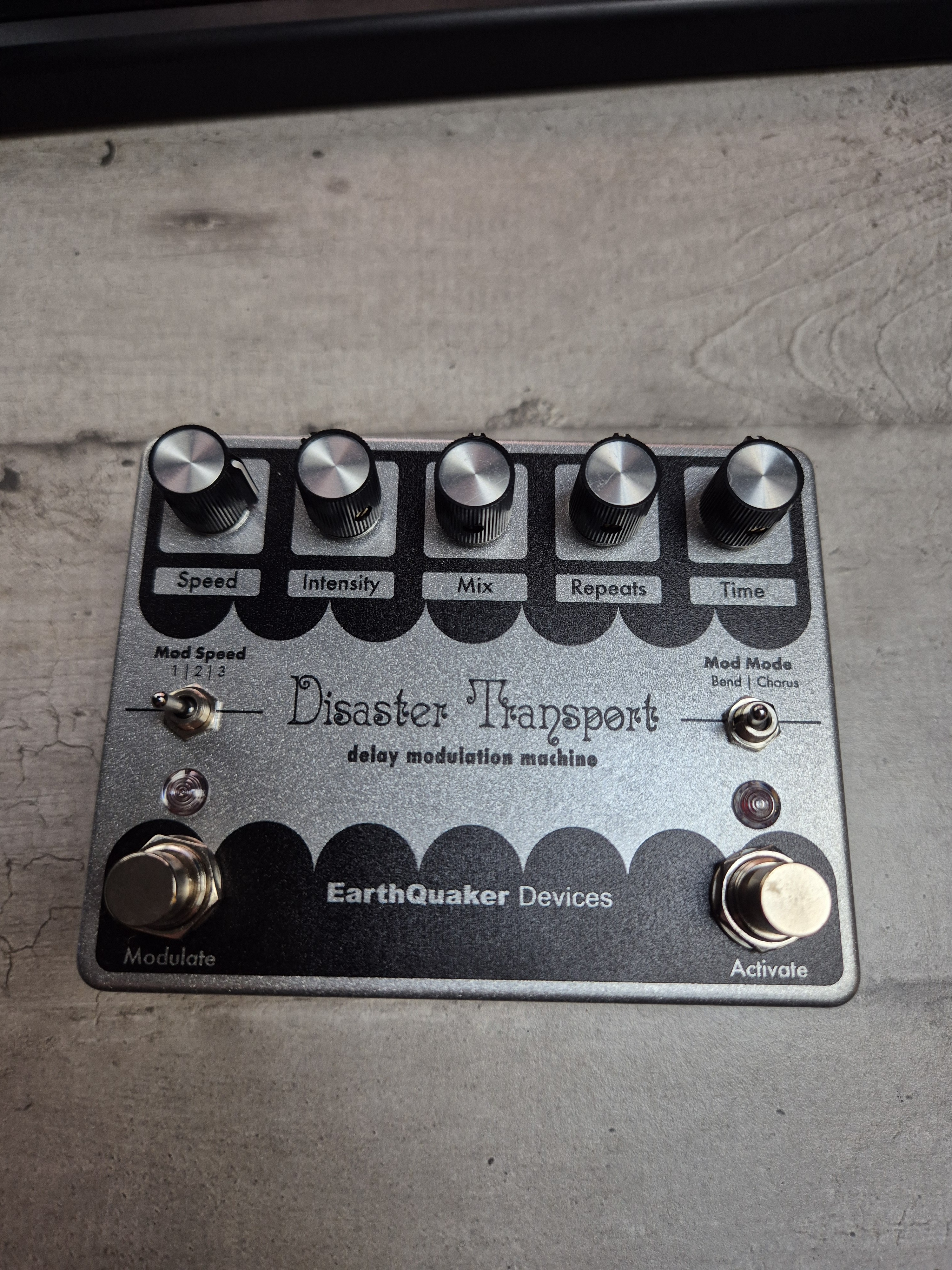Earthquaker Devices Disaster Transport