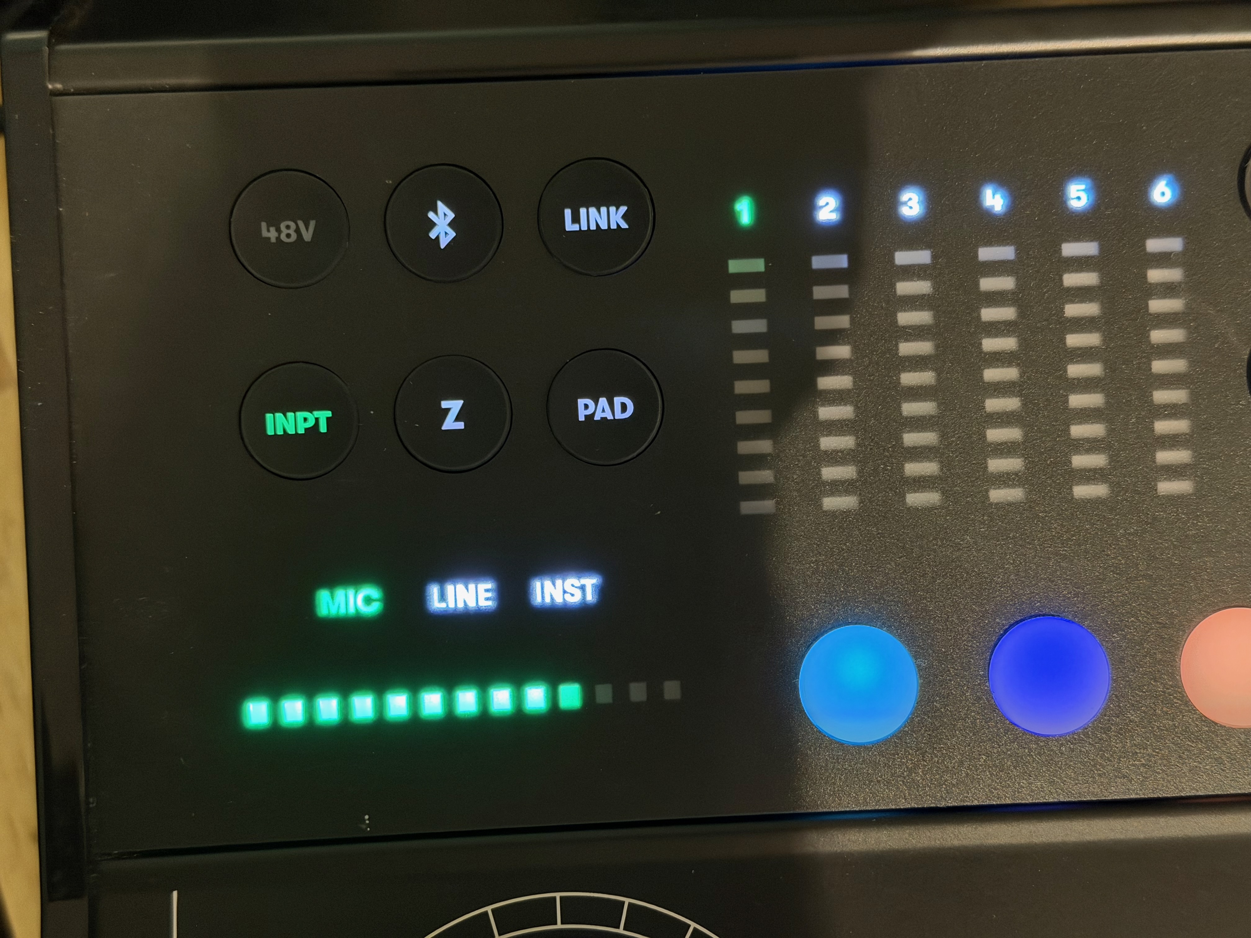 Avid Mbox Studio (75790)